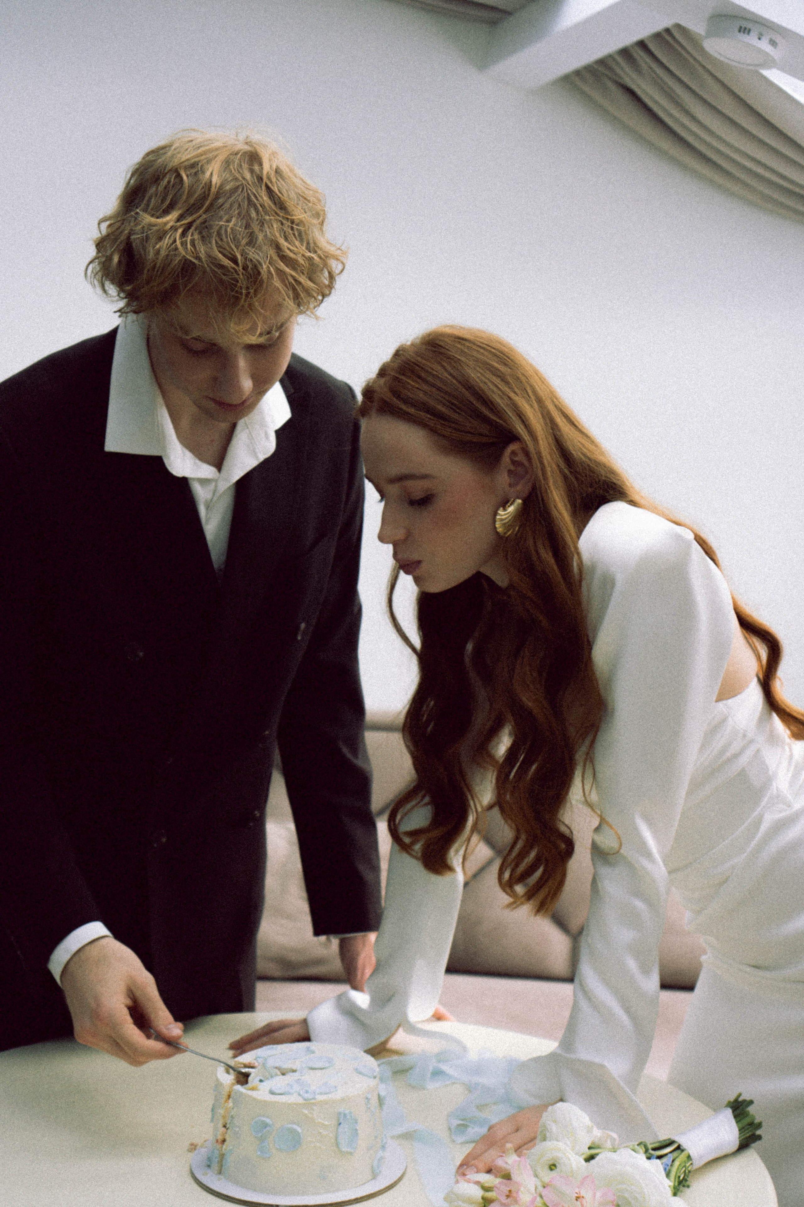 СВАДЕБНАЯ СЬЕМКА В ОТЕЛЕ. СБОРЫ ЖЕНИХА И НЕВЕСТЫ И ТАКЖЕ ТОР И ПОДГОТОВКА К ПРОГУЛКЕ. Профессиональный фотограф, Санкт-Петербург — Виктория Богомолова