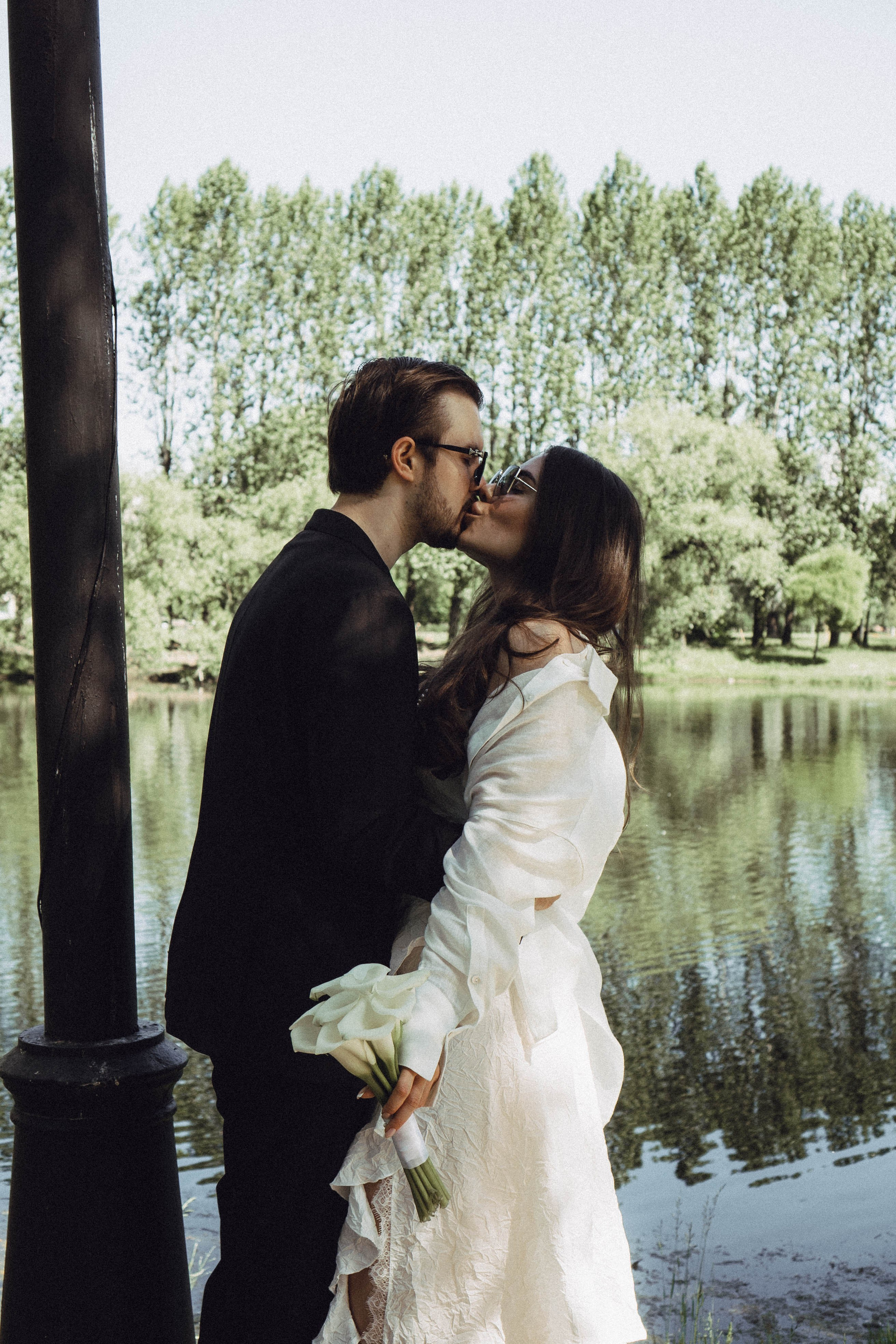 СВАДЕБНАЯ СЬЕМКА В ПАРКЕ ПОБЕДЫ И ПРОГУЛКА ПО МОСКОВСКОМУ ПРОСПЕКТУ. Профессиональный фотограф, Санкт-Петербург — Виктория Богомолова