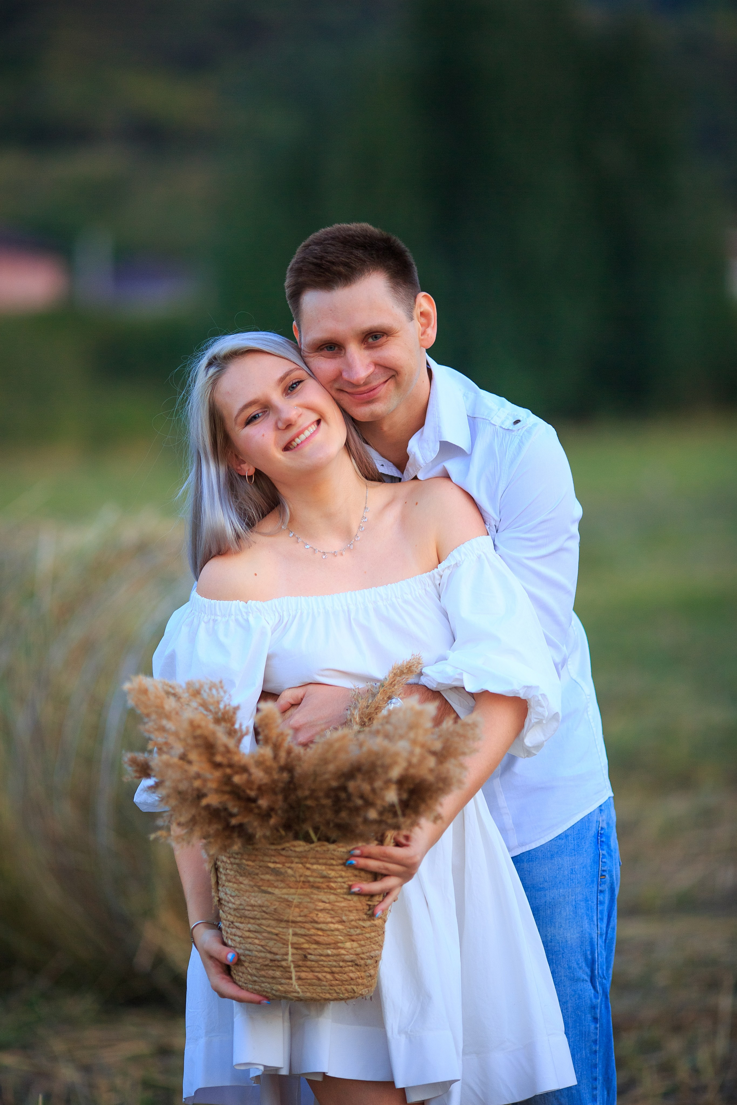 Фотосессия в стогах Алматы. Свадебный и семейный фотограф в Алматы Алексей Балышев