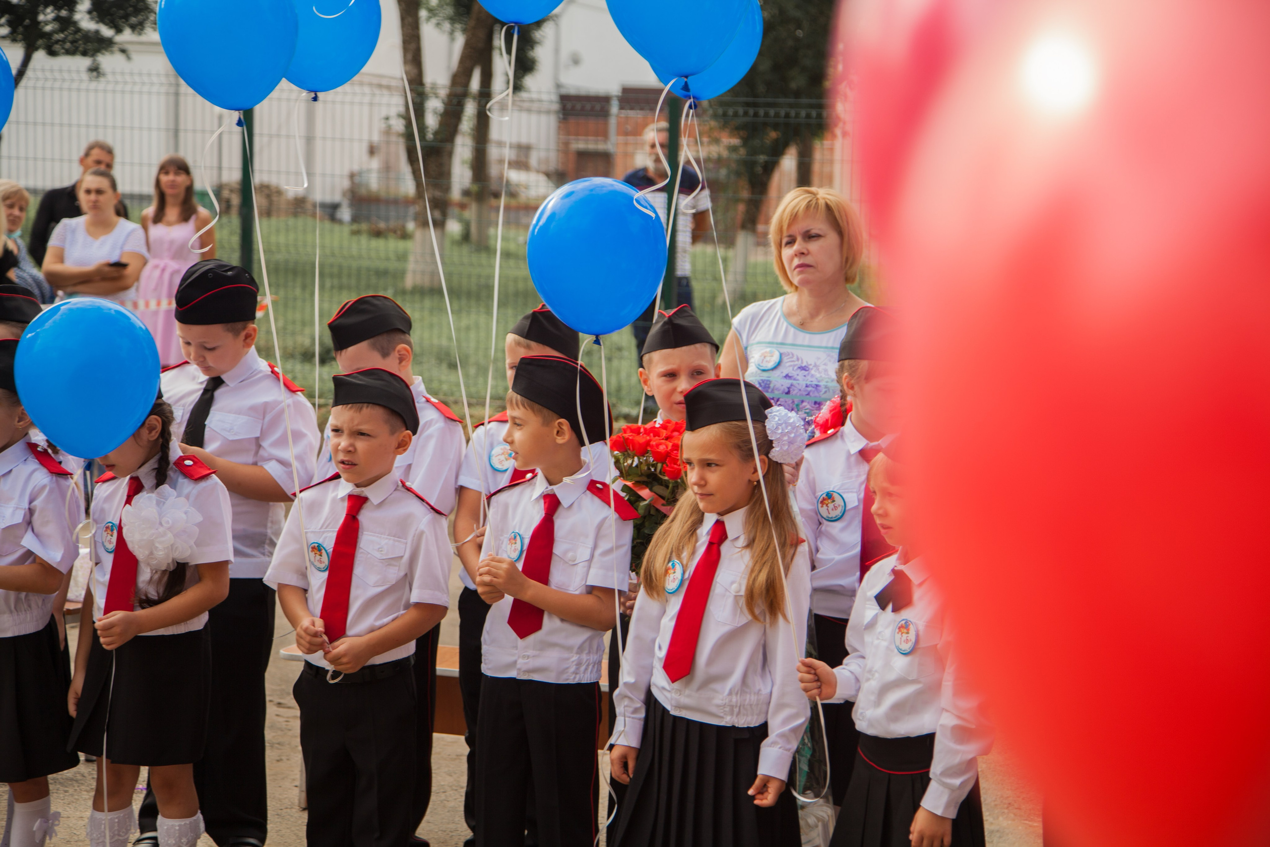 Линейка 1 сентября. Свадебный и семейный фотограф в Армавире