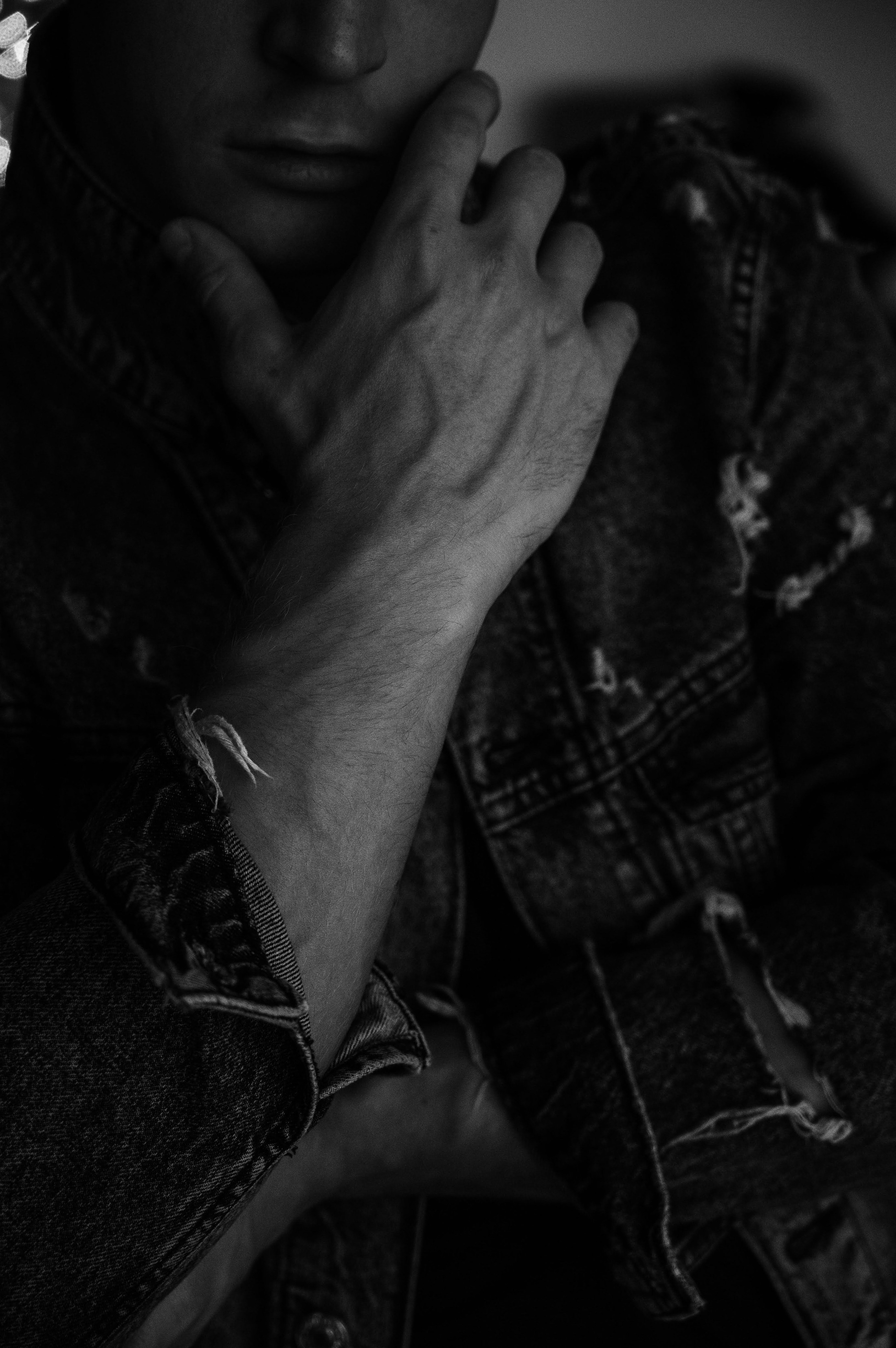 Андрей. Профессиональный фотограф беременности в СПБ. Стильные фотосессии беременности в стиле минимализм и классическая фотография