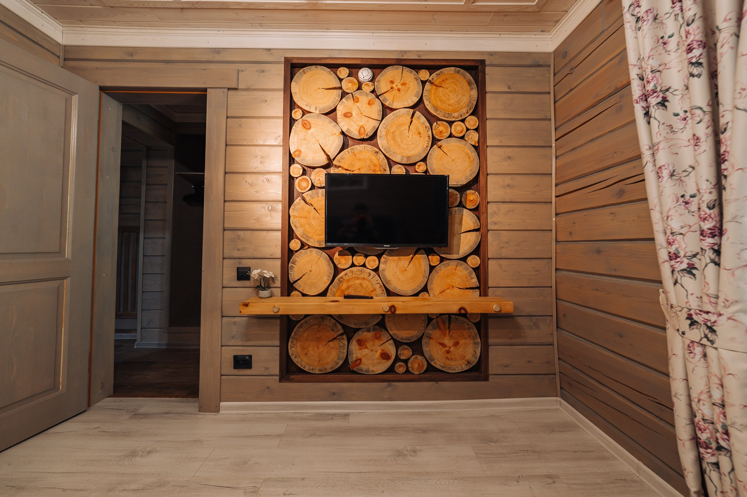 База «Бирюза». Свадебная  съемка на Алтае