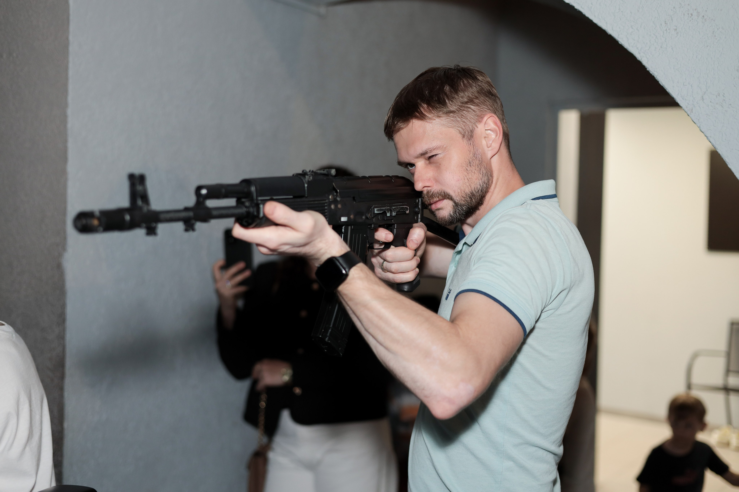 День рождение в стрелковом клубе. Фотограф Надршина Лилия