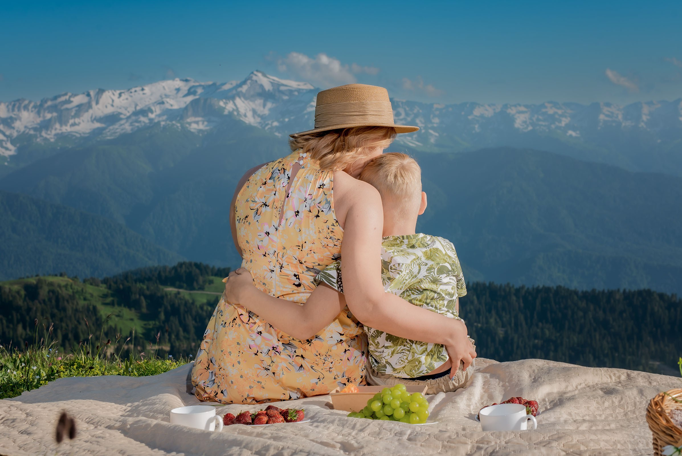 На краю света между небом и солнцем 