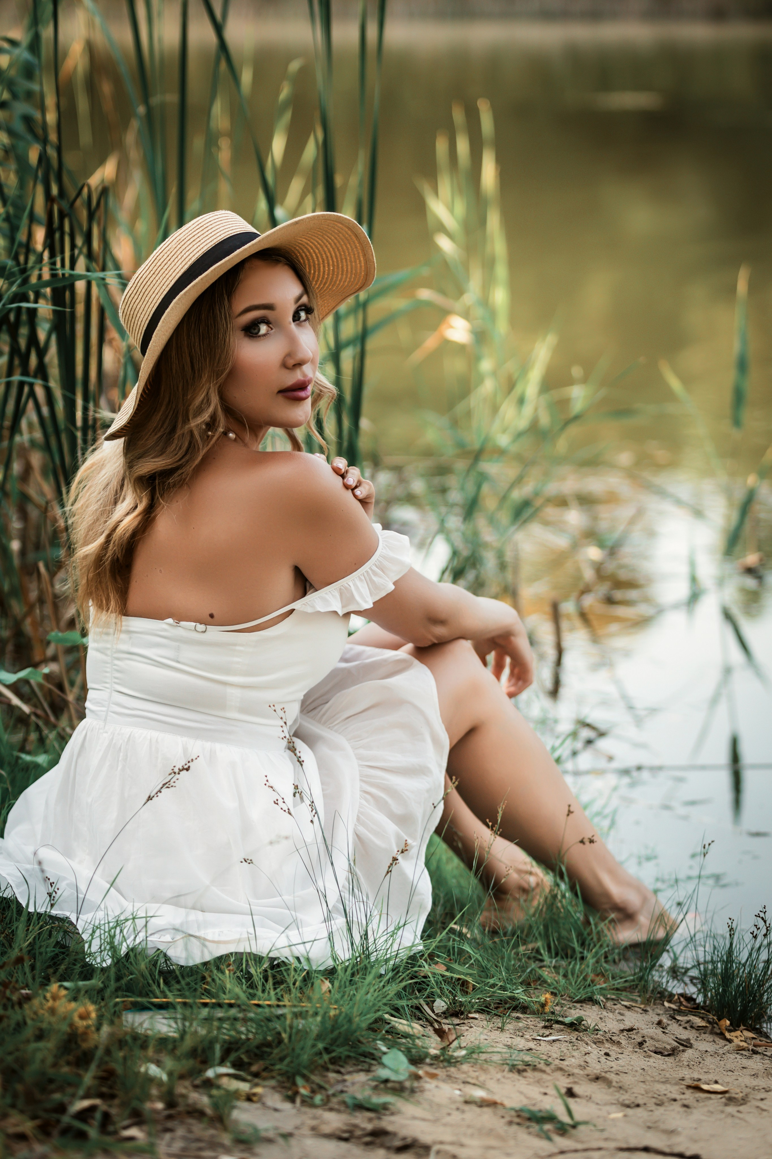 Александра. Главная