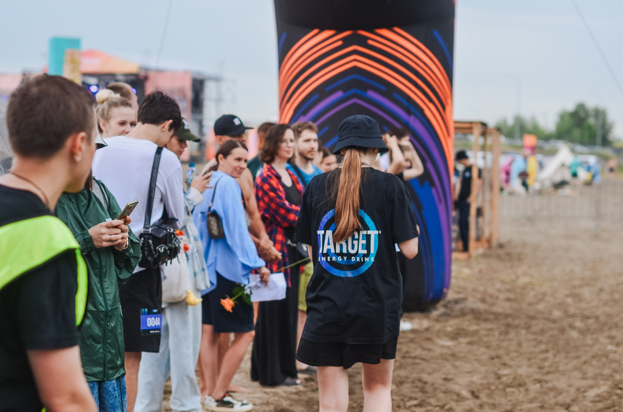 Фестиваль «Грань» 2025. Спортивная площадка. Денисова Аля — фотограф для парных съемок и индивидуальных историй в Барнауле