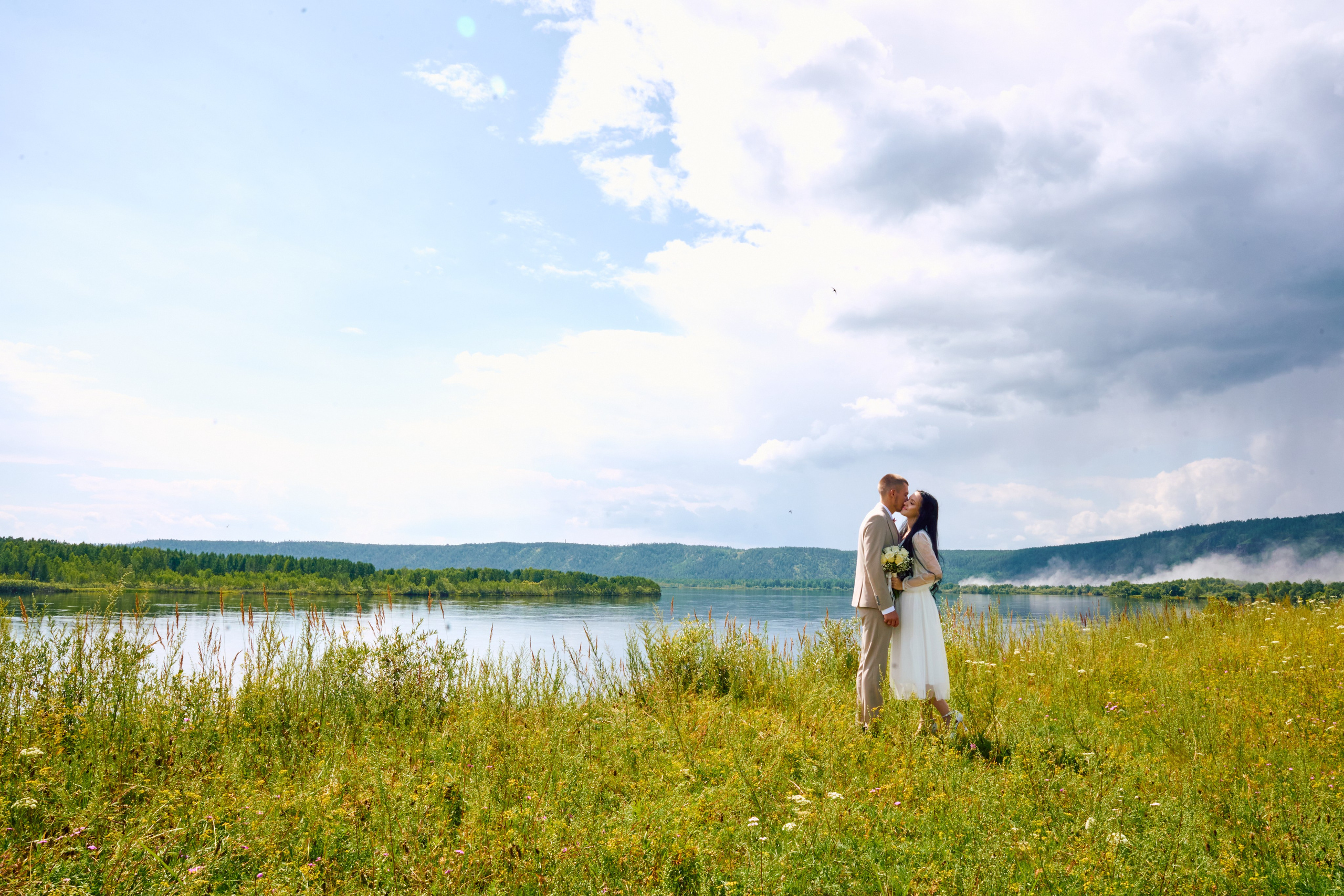 Никита и Виолетта. Свадебный фотограф в Братске. Анастасия Анциферова