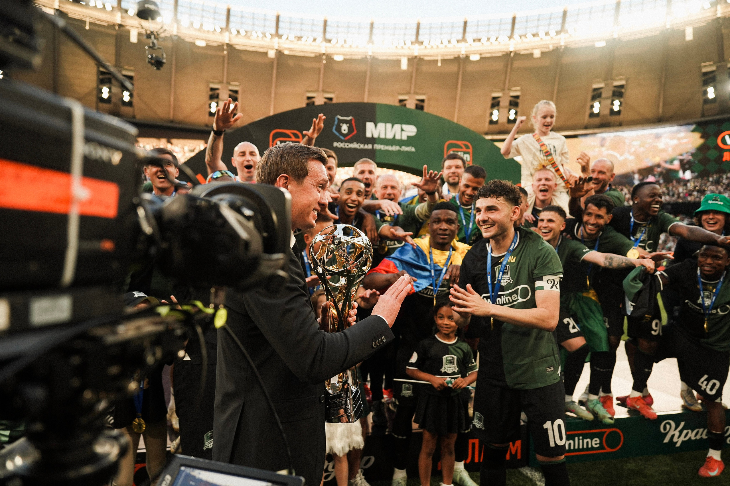 Футбольный матч Краснодар-Динамо. Фотограф с психологическим образованием