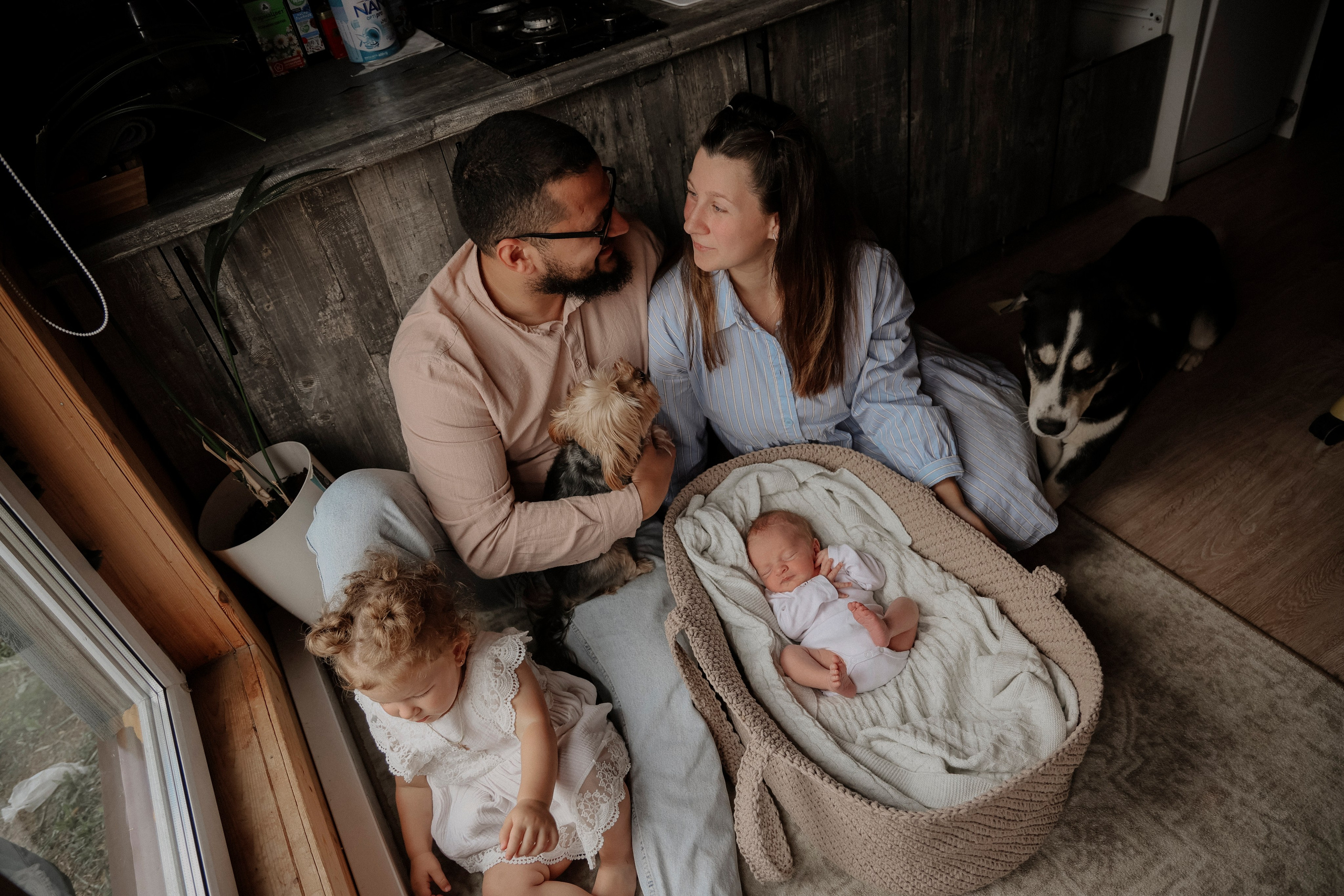 Настя Руслан София Ратмир. Фотограф новорожденных