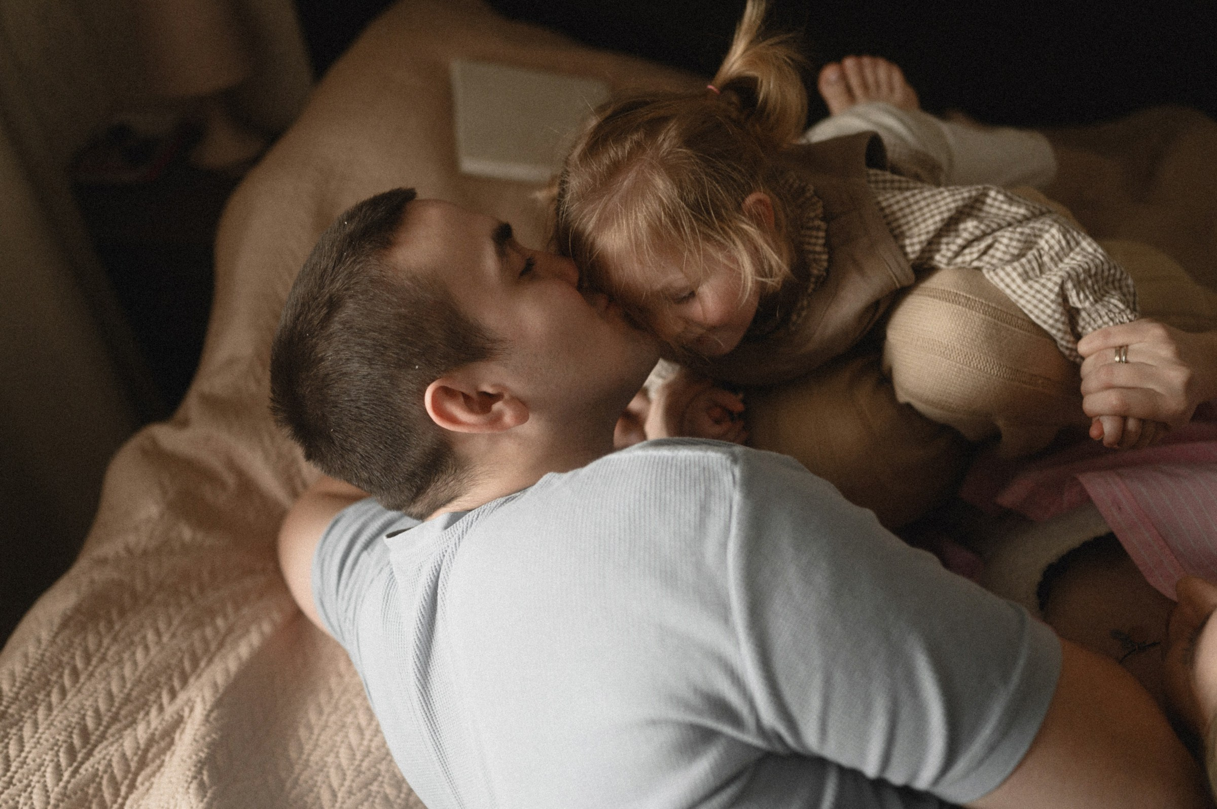 Сергей, Регина и Олива. Свадебный и семейный фотограф в Ростове-на-Дону