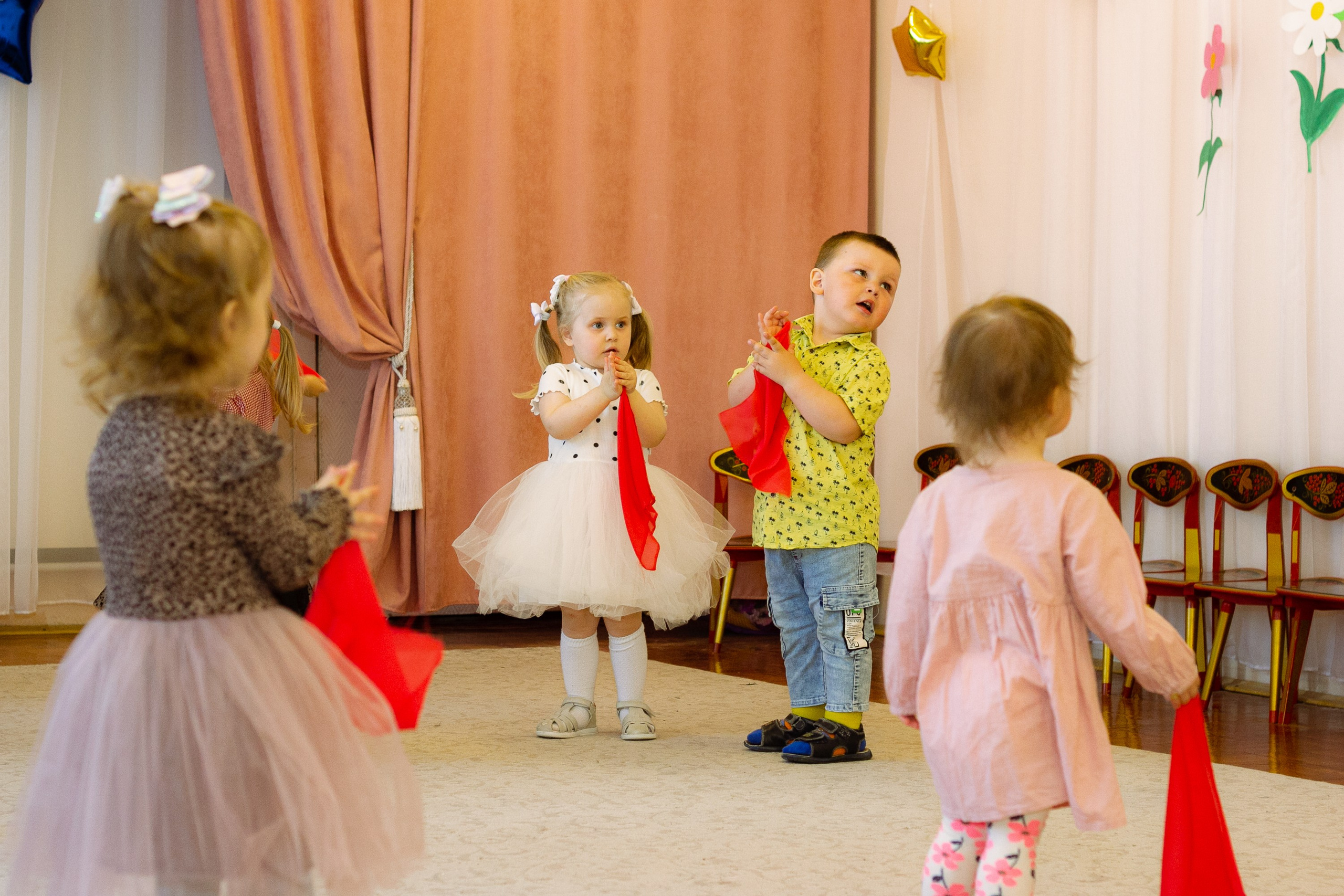 Утренник в яслях. Фотограф Великий Новгород Татьяна Чиглинцева