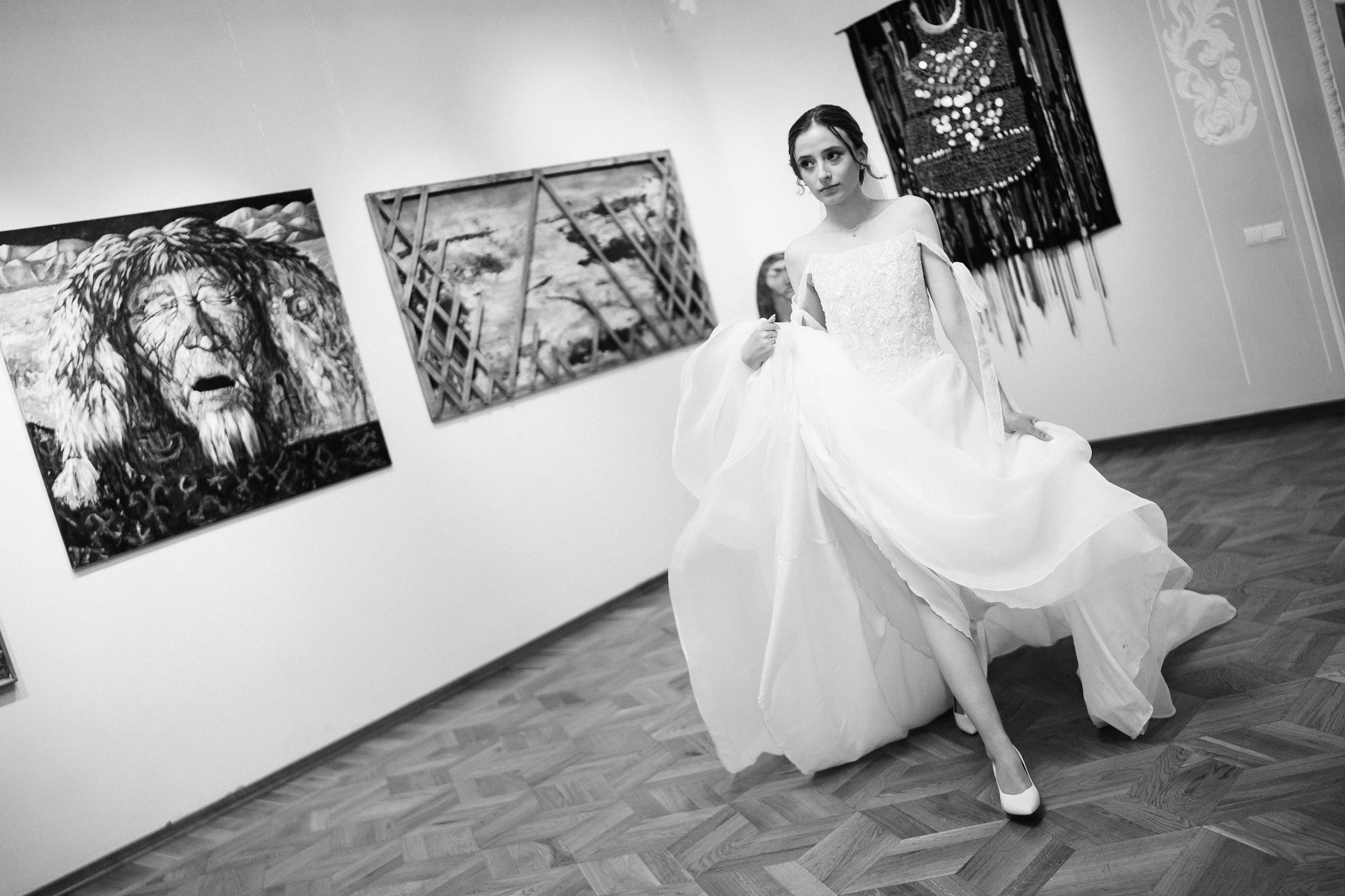 БАНКЕТНЫЙ ЗАЛ ТОРТУГА, ВЕДУЩИЙ АНДРЕЙ ОГНЕВ