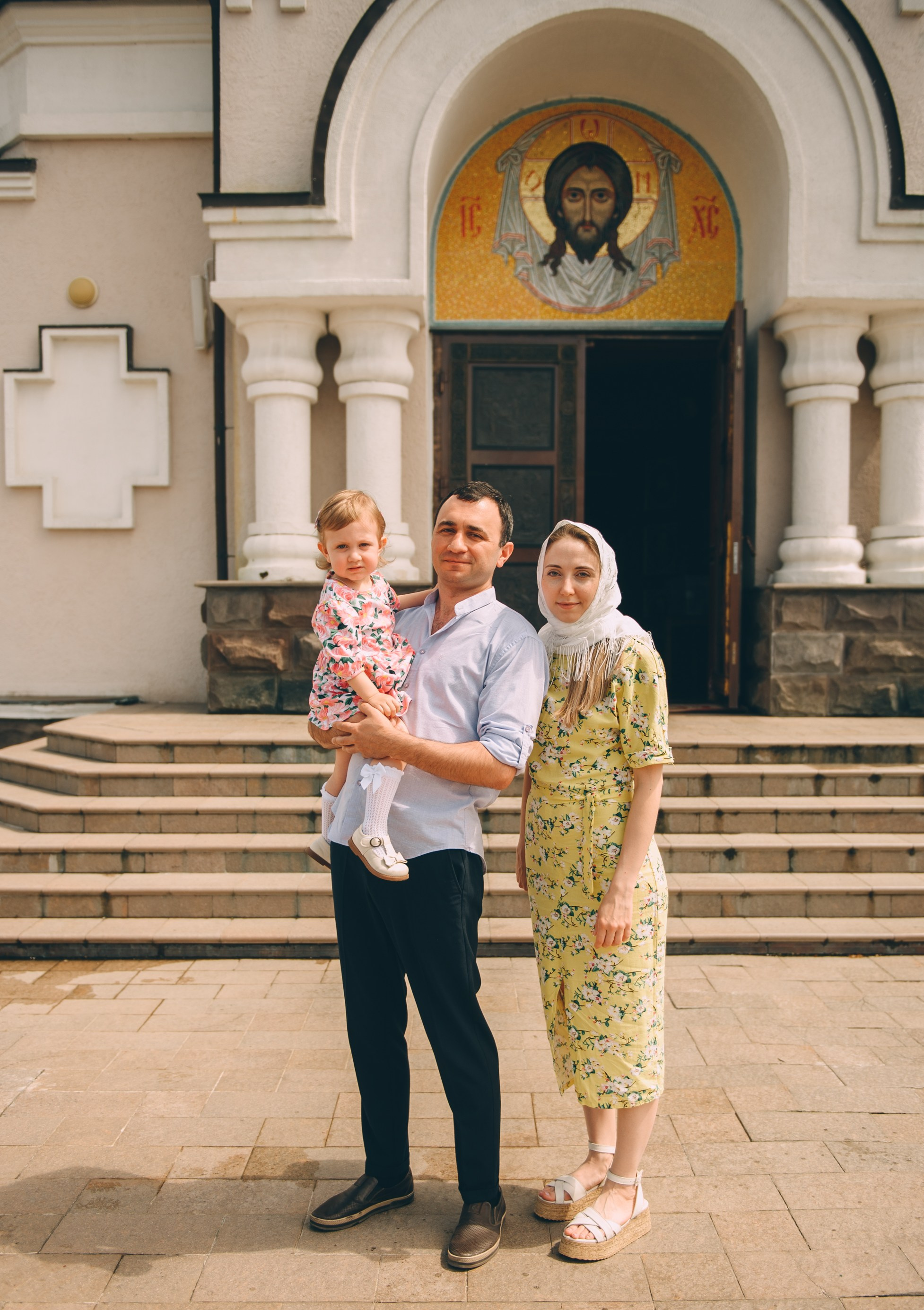 Крещение в храме Нерукотворного Образа Христа Спасителя. Свадебный и семейный фотограф София Невская