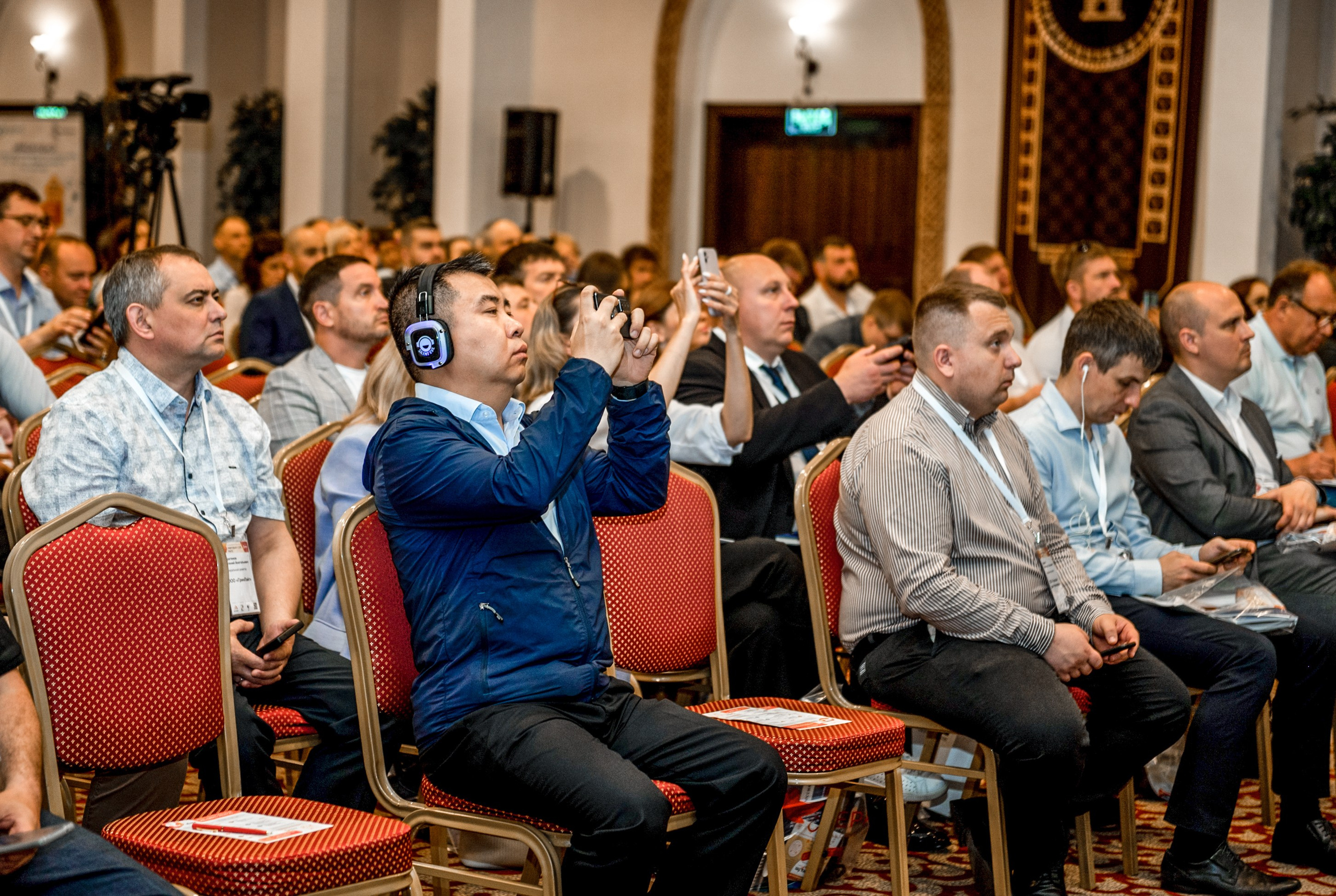 Международный бизнес-форум «Мировая соя. Рапс». Свадебный и семейный фотограф София Невская