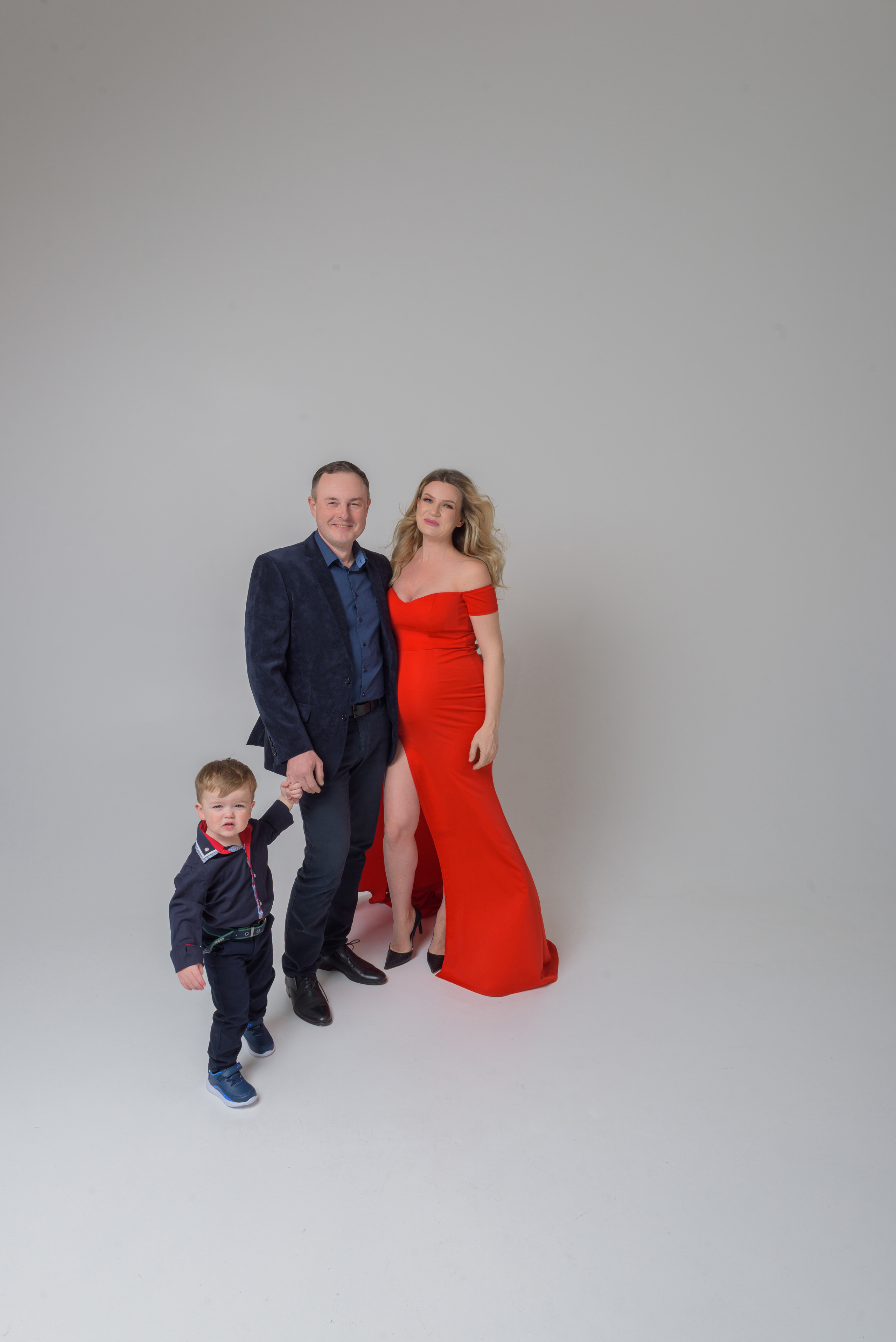 Анна, Евгений, Тема и еще кто-то очень сладкий. Семейный и свадебный фотограф во Владивостоке