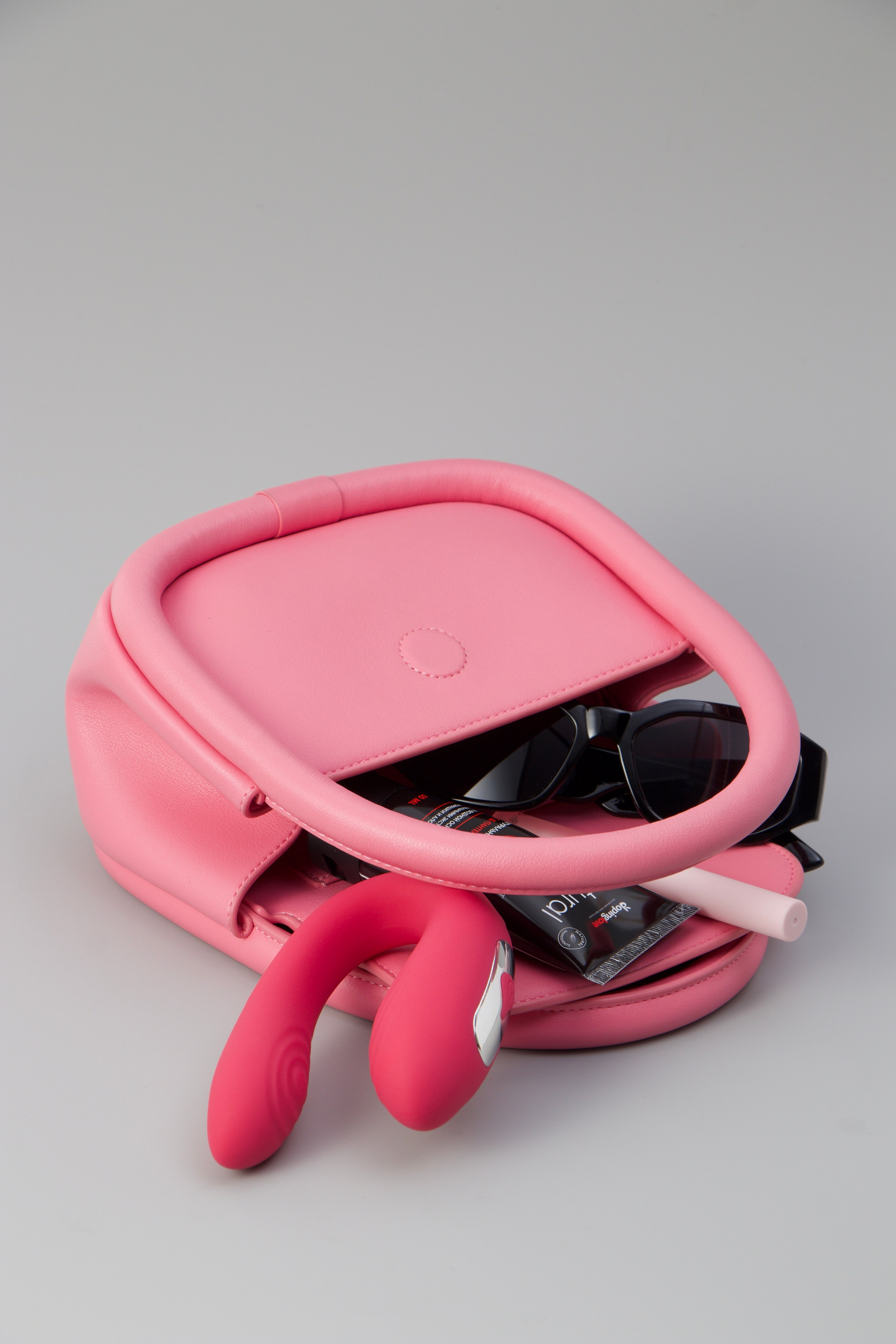 18+. Коммерческий фотограф в Москве