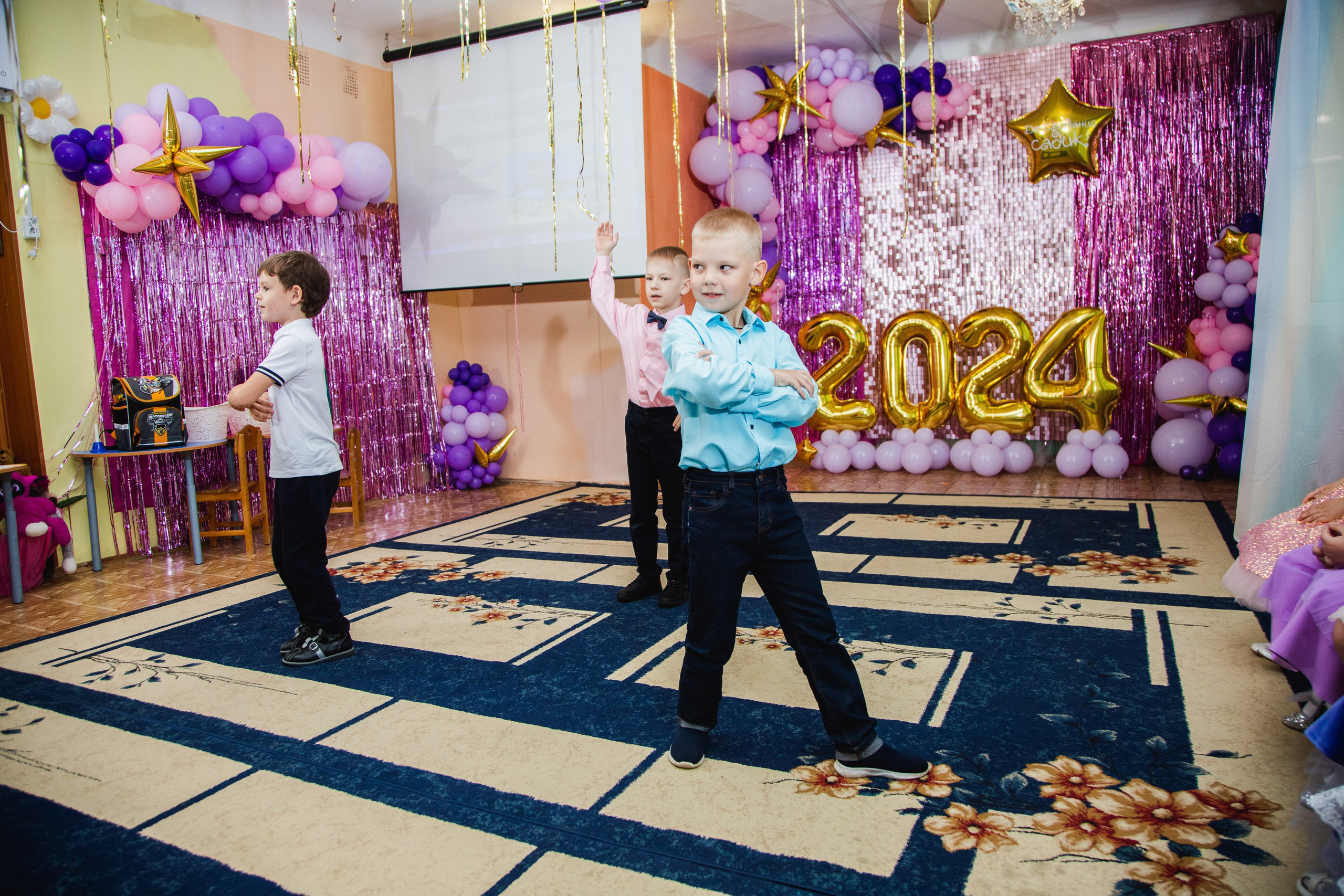 Выпускной в детском саду. Aleksandra-zapjdobnikova.wfolio.pro