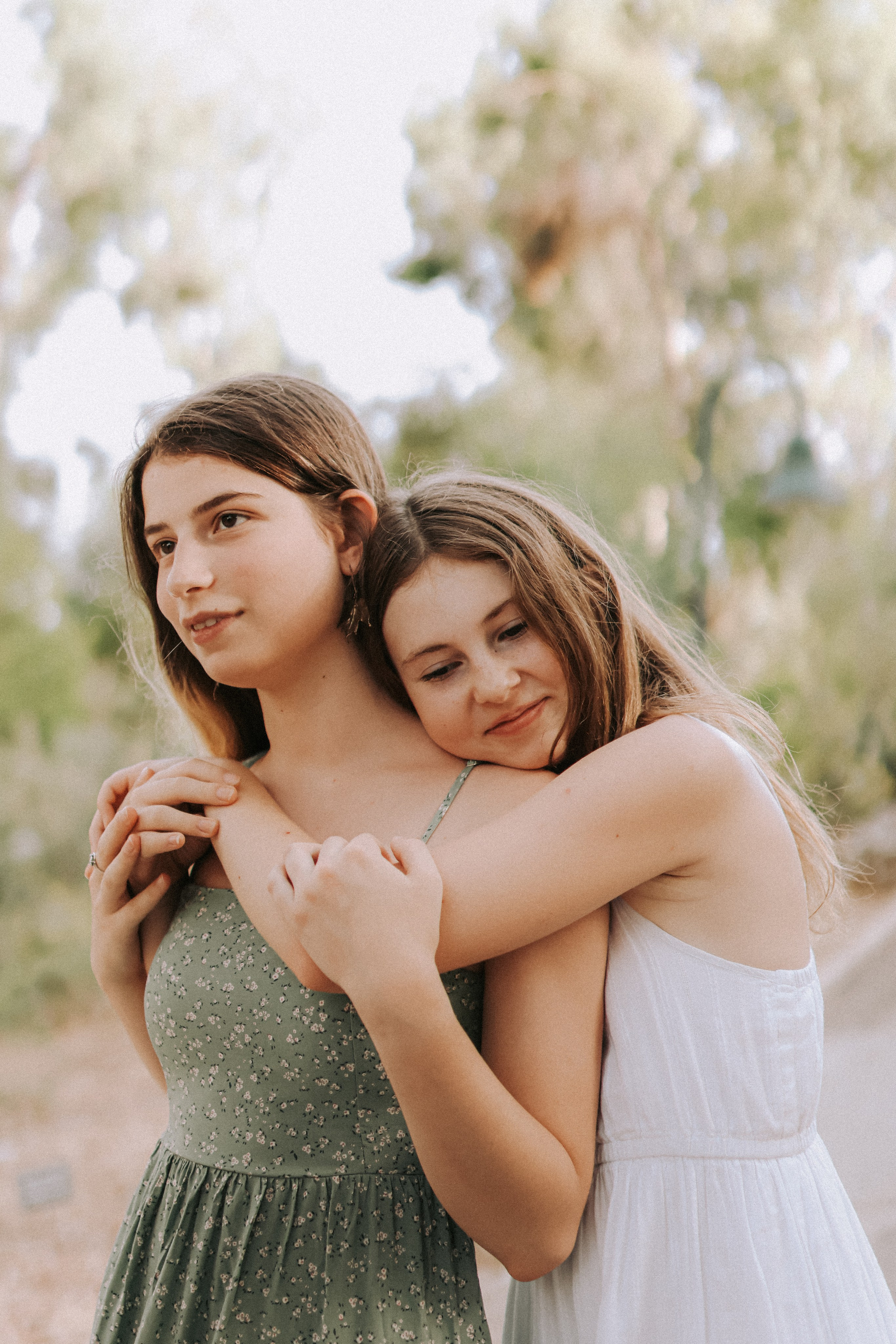 Polya, Shusha and Zhenya. Photographer in Israel Alice Milchin