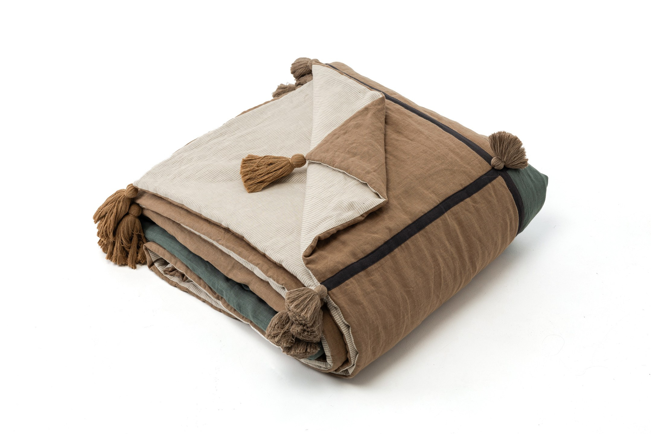 Предметная фотосъемка для рекламы в Санкт-Петербурге