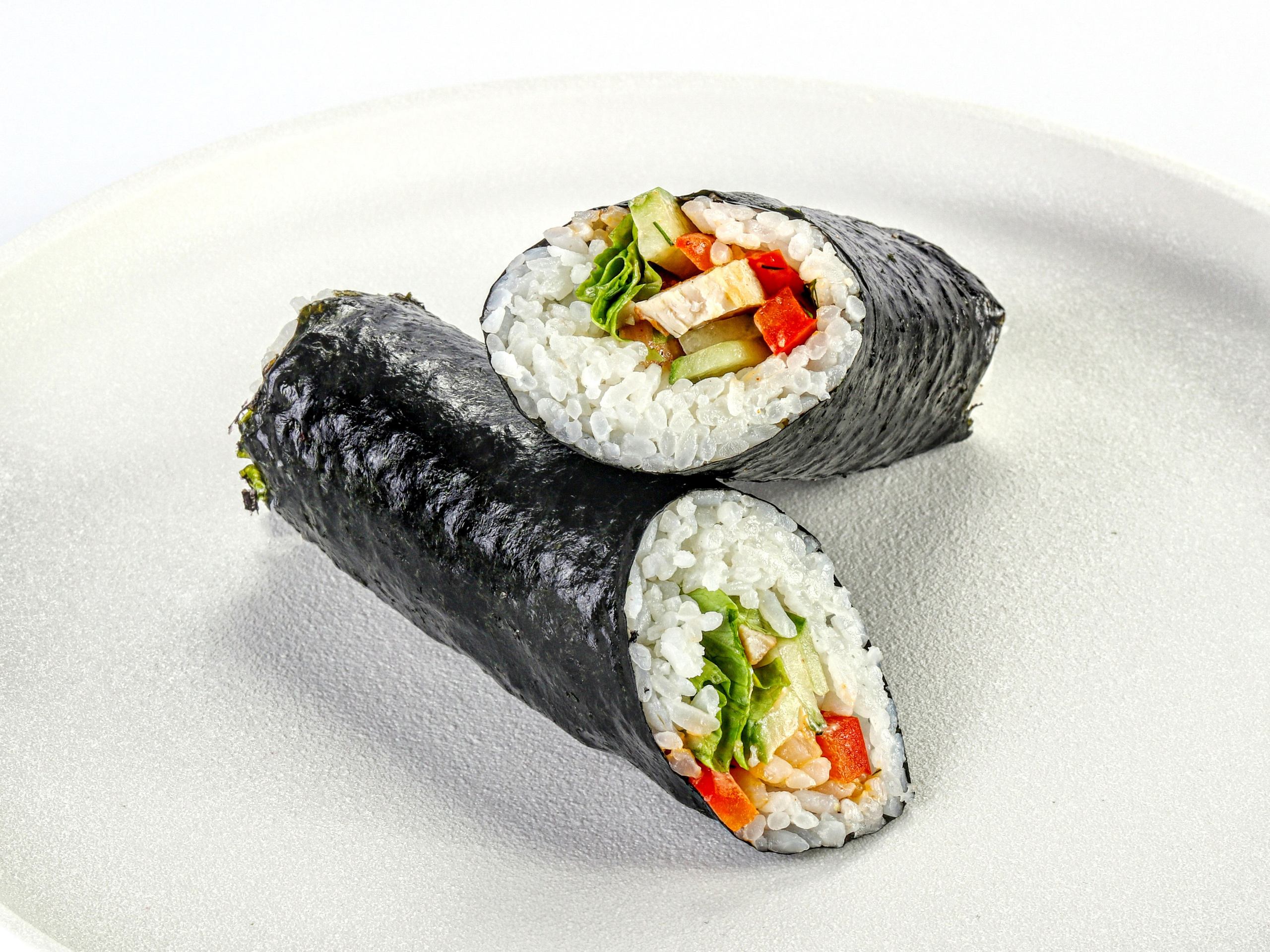 Фотосъемка суши и роллов. Заказ по тел.: +7 (906) 006-90-22. Фуд-фотограф Андрей Старостин — съемка еды в Москве. 9000 руб. в час