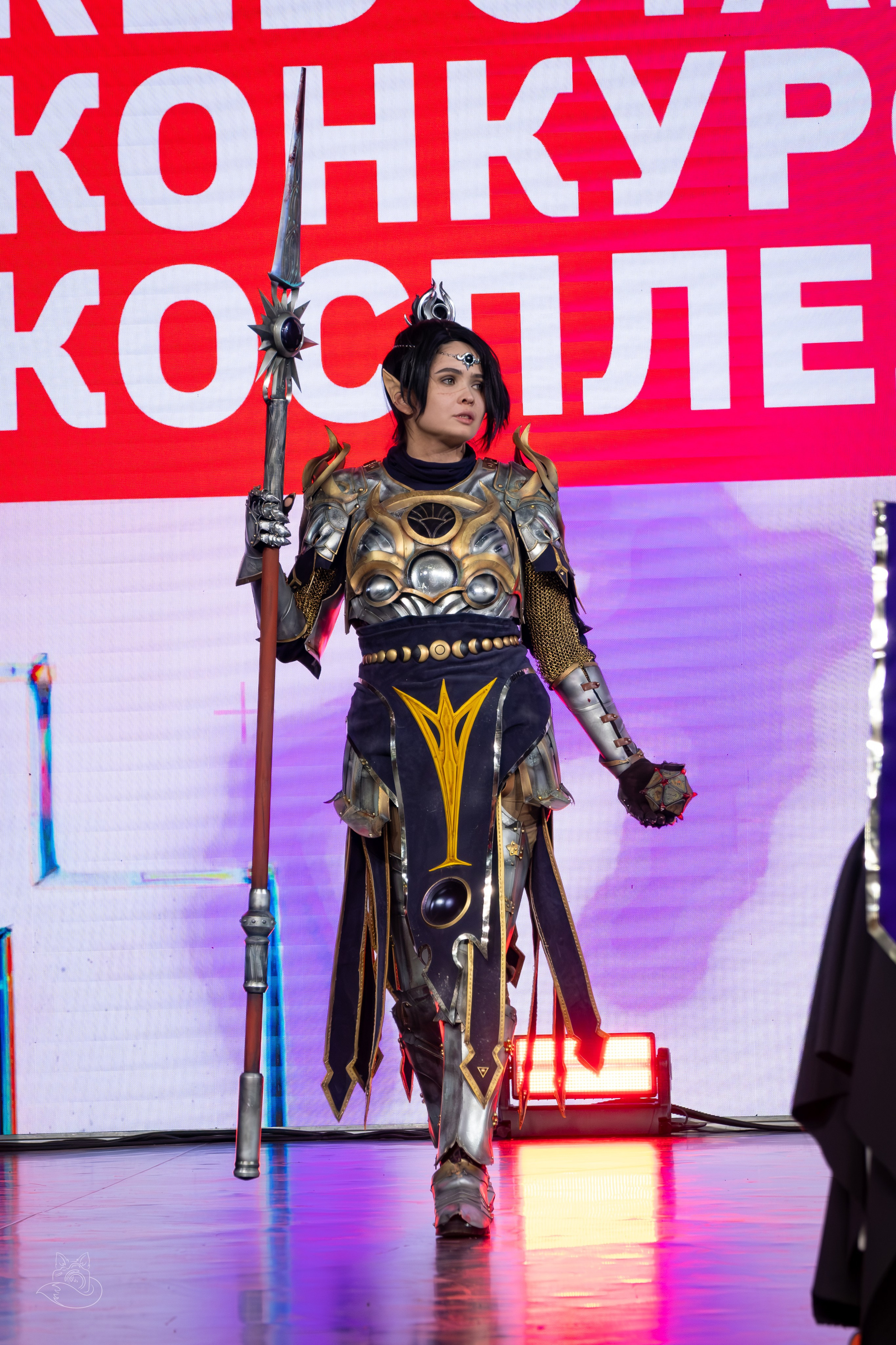 Сцена РЭД ЭКСПО 2024. Косплей фотограф