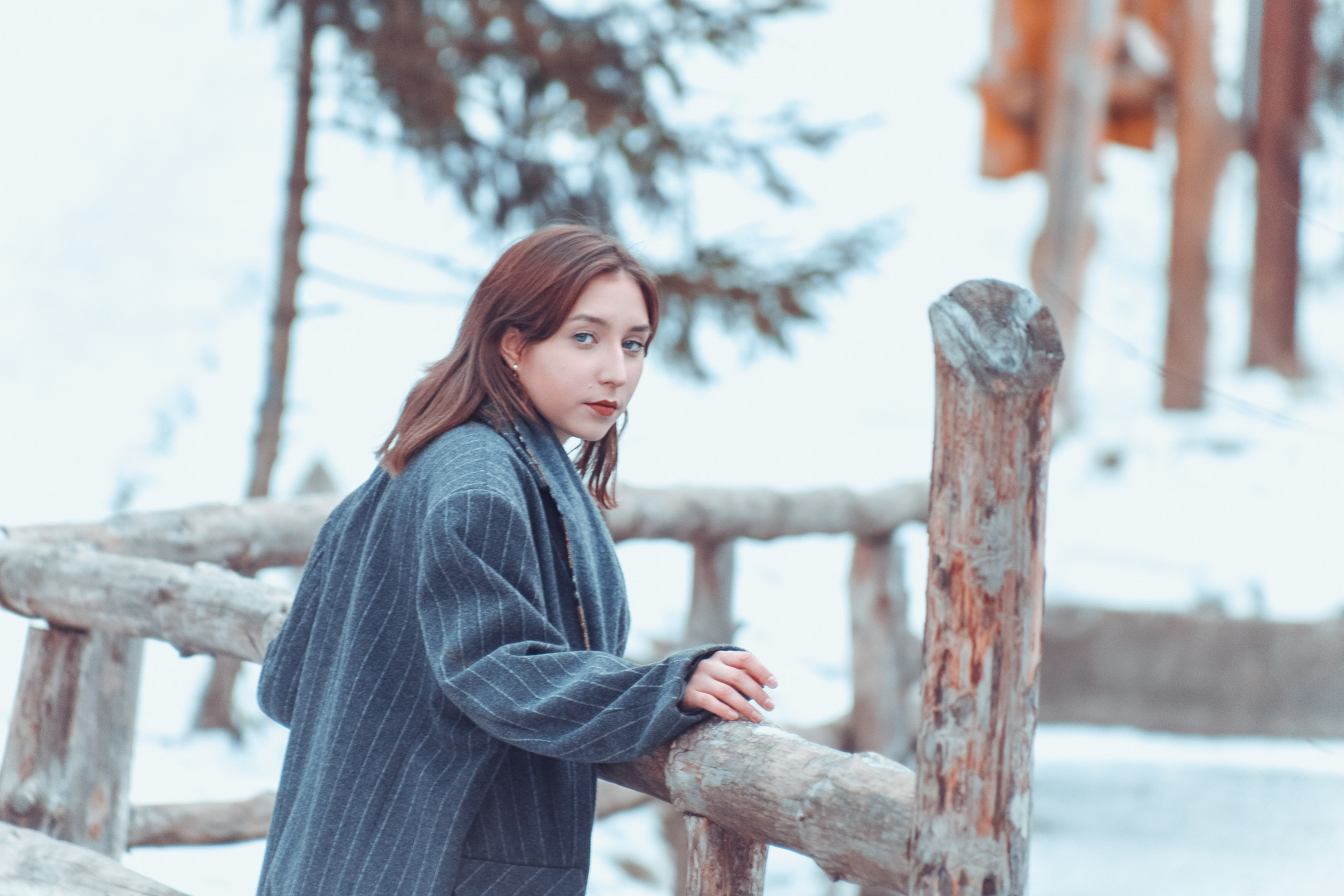 Ксюша в лесу. Фотограф Пермь. Фотосессия в фотостудии Перми и на свежем воздухе