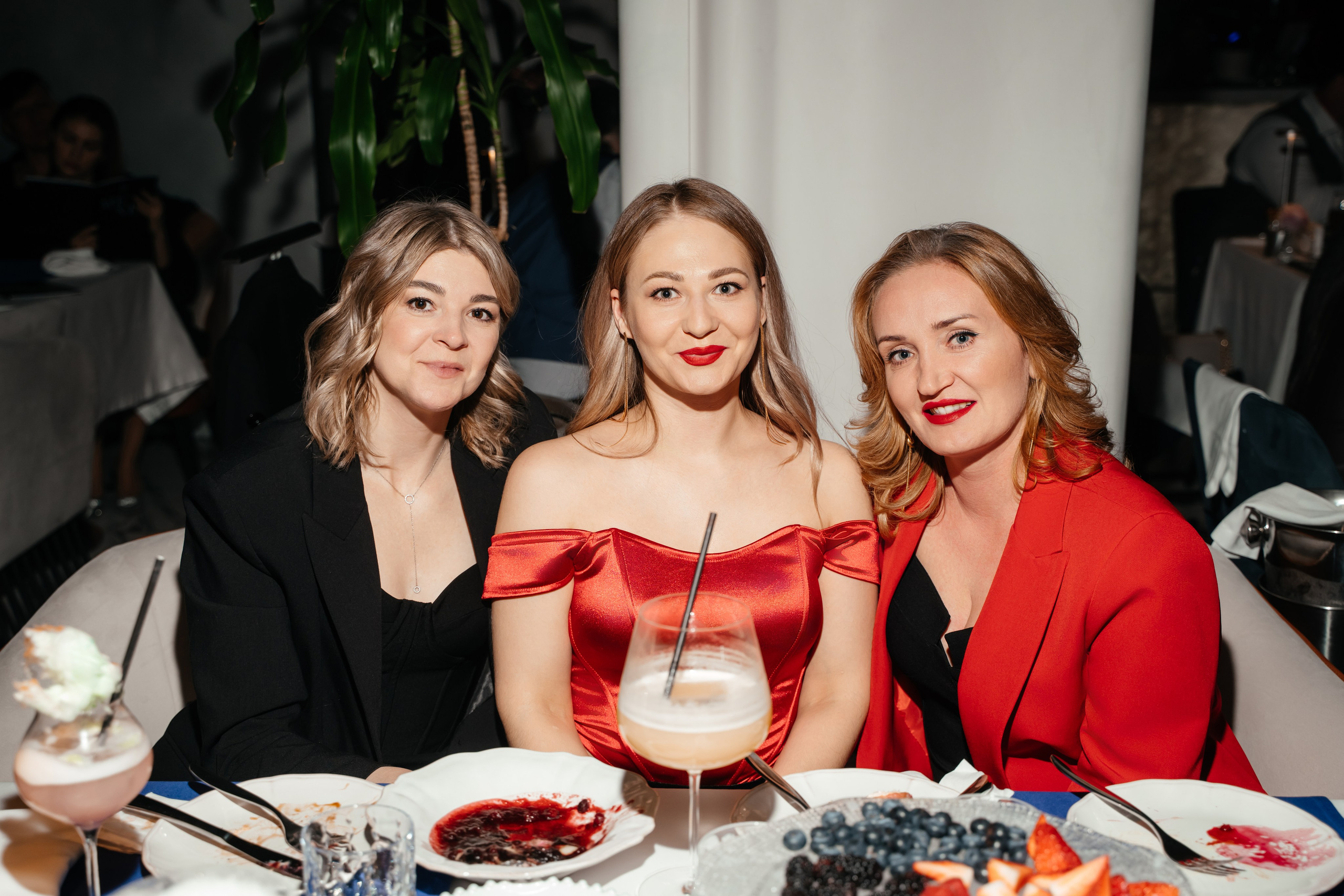 8 марта (суббота). BENUAR Restaurant