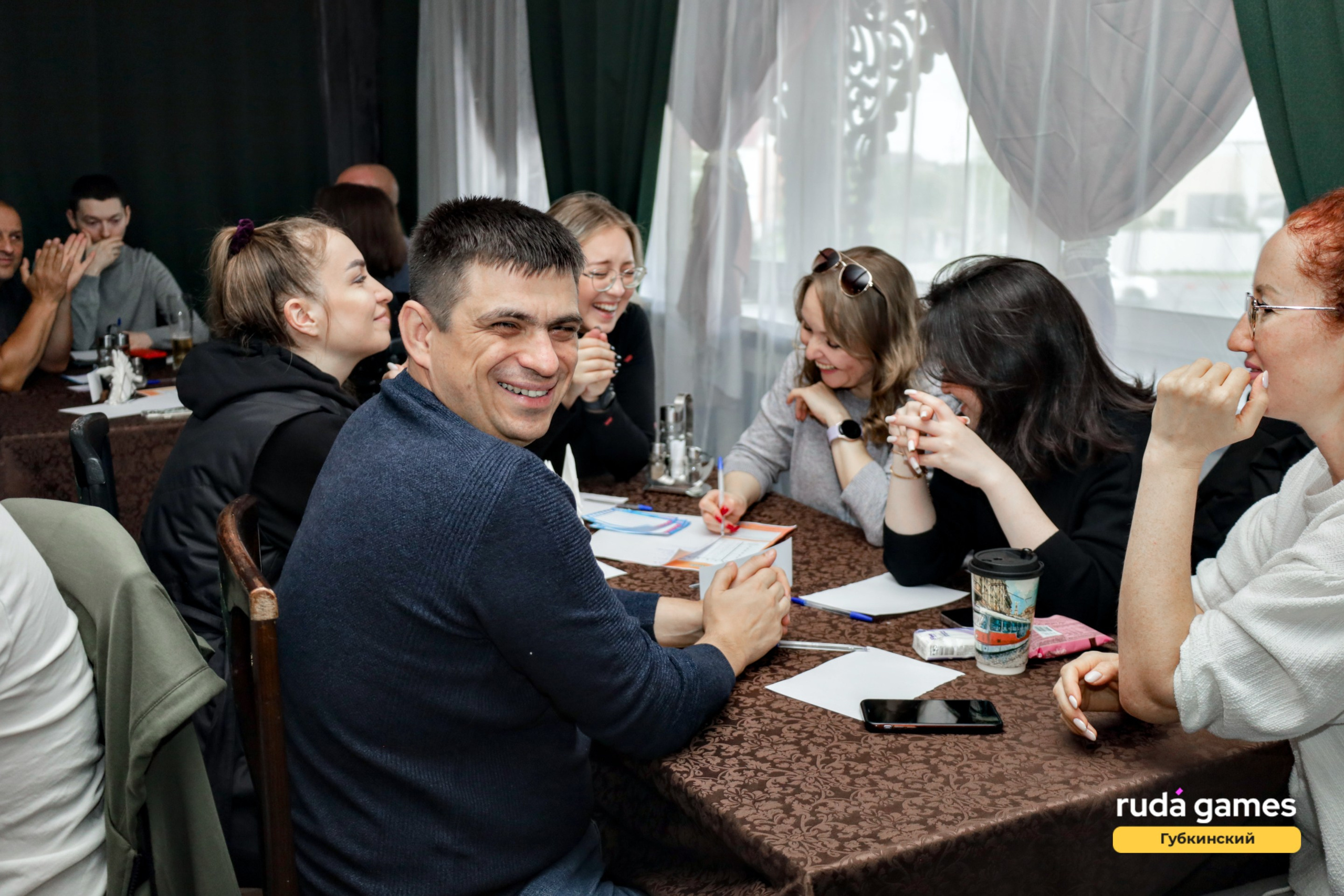 1 сентября. Фотограф в Губкинском | Александра Артамонова