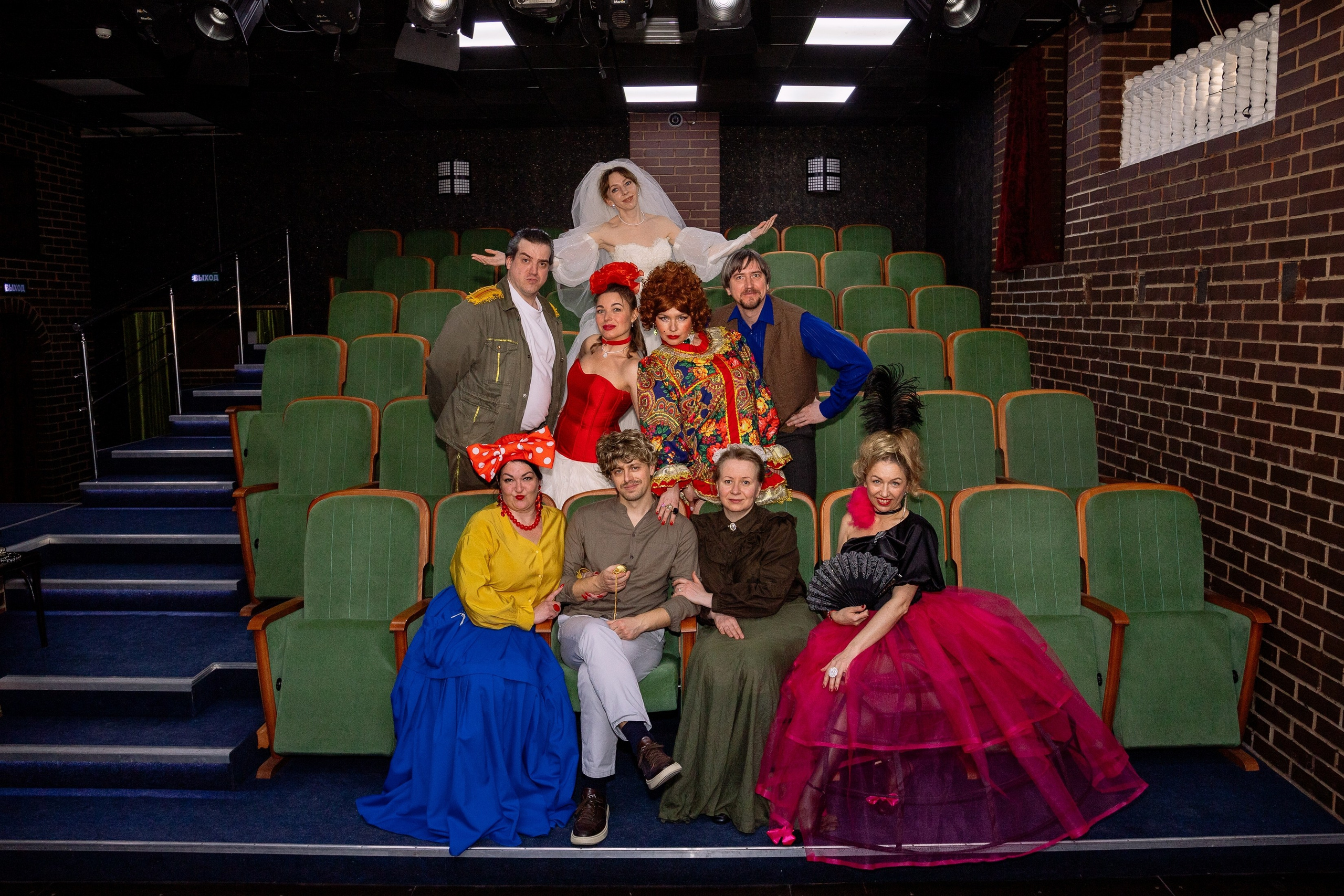 Театр Арт-Авеню _ Женитьба Бальзаминова. Фотограф Юлия Мальцева
