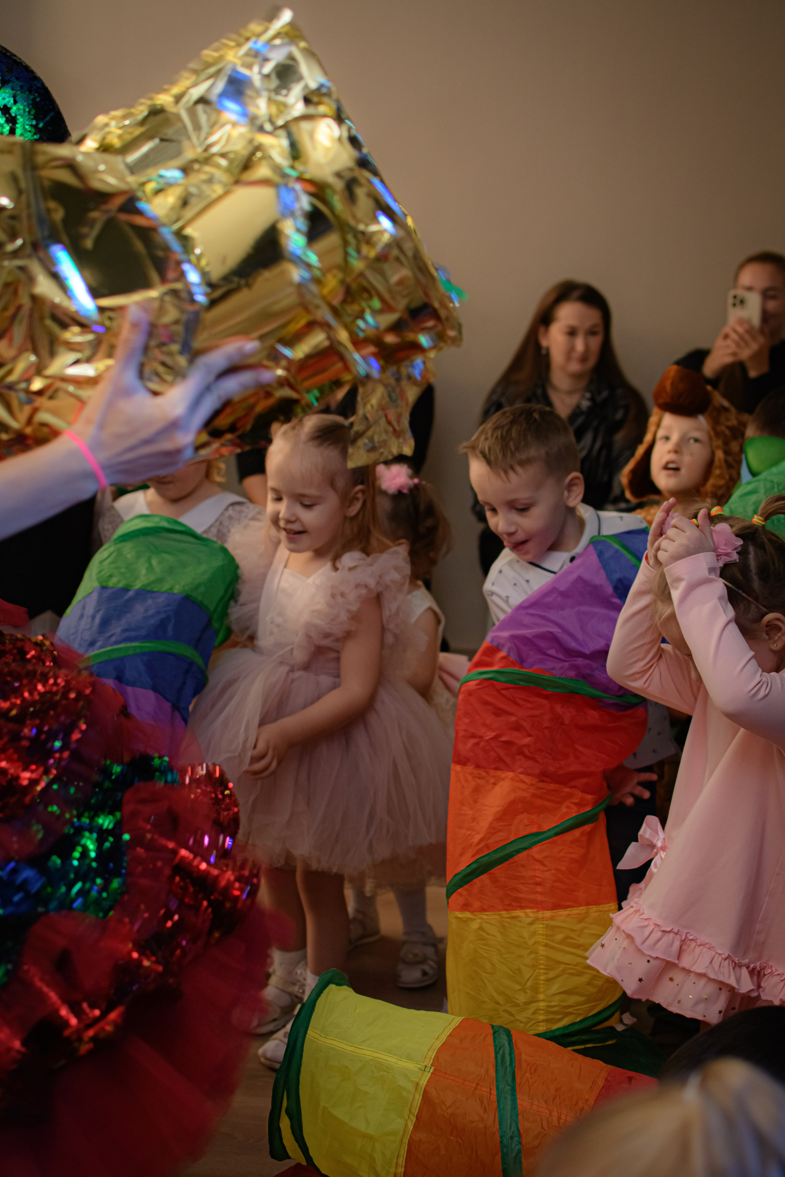 HAPPY NEW YEAR. Photokarish