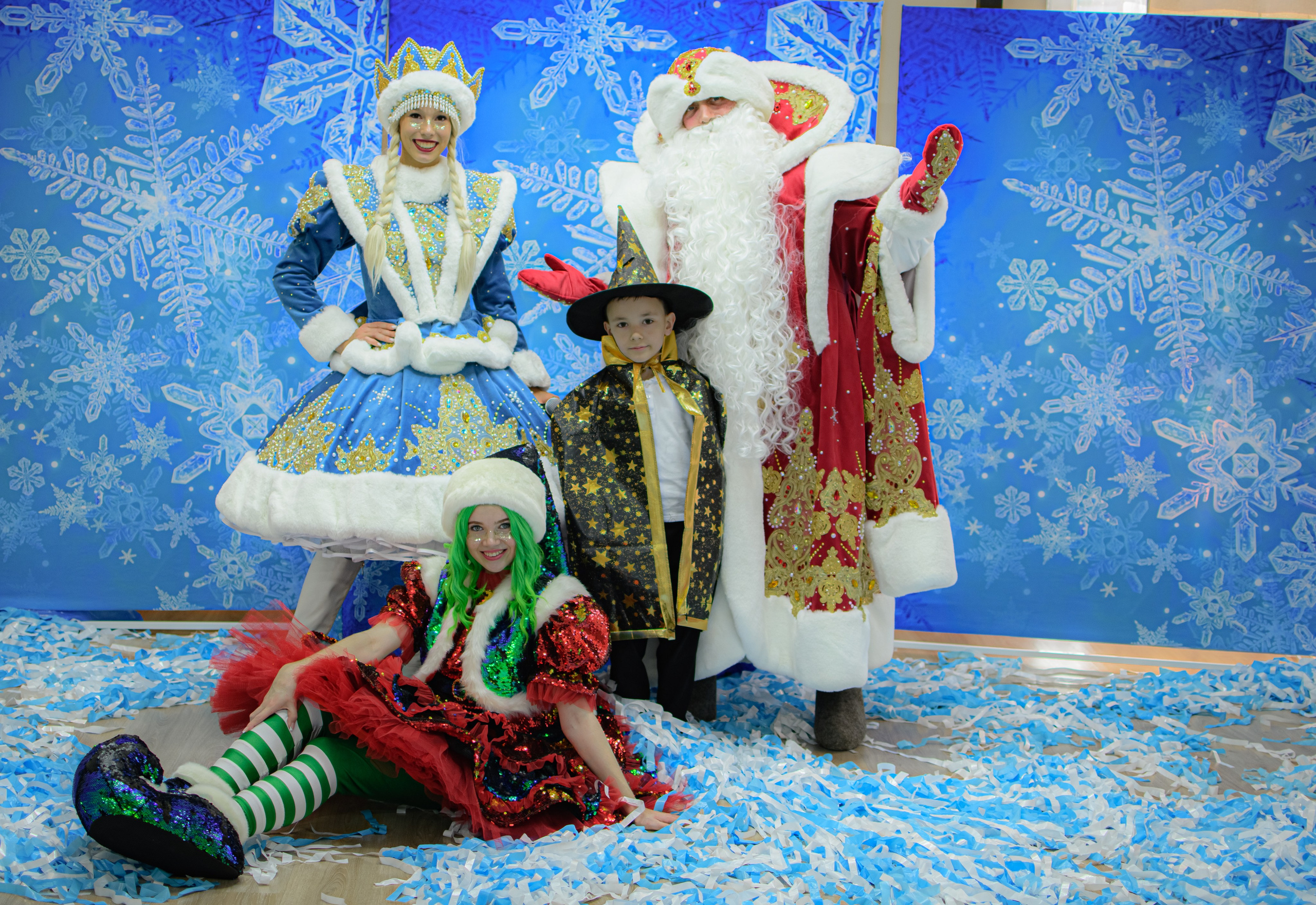 HAPPY NEW YEAR. Photokarish