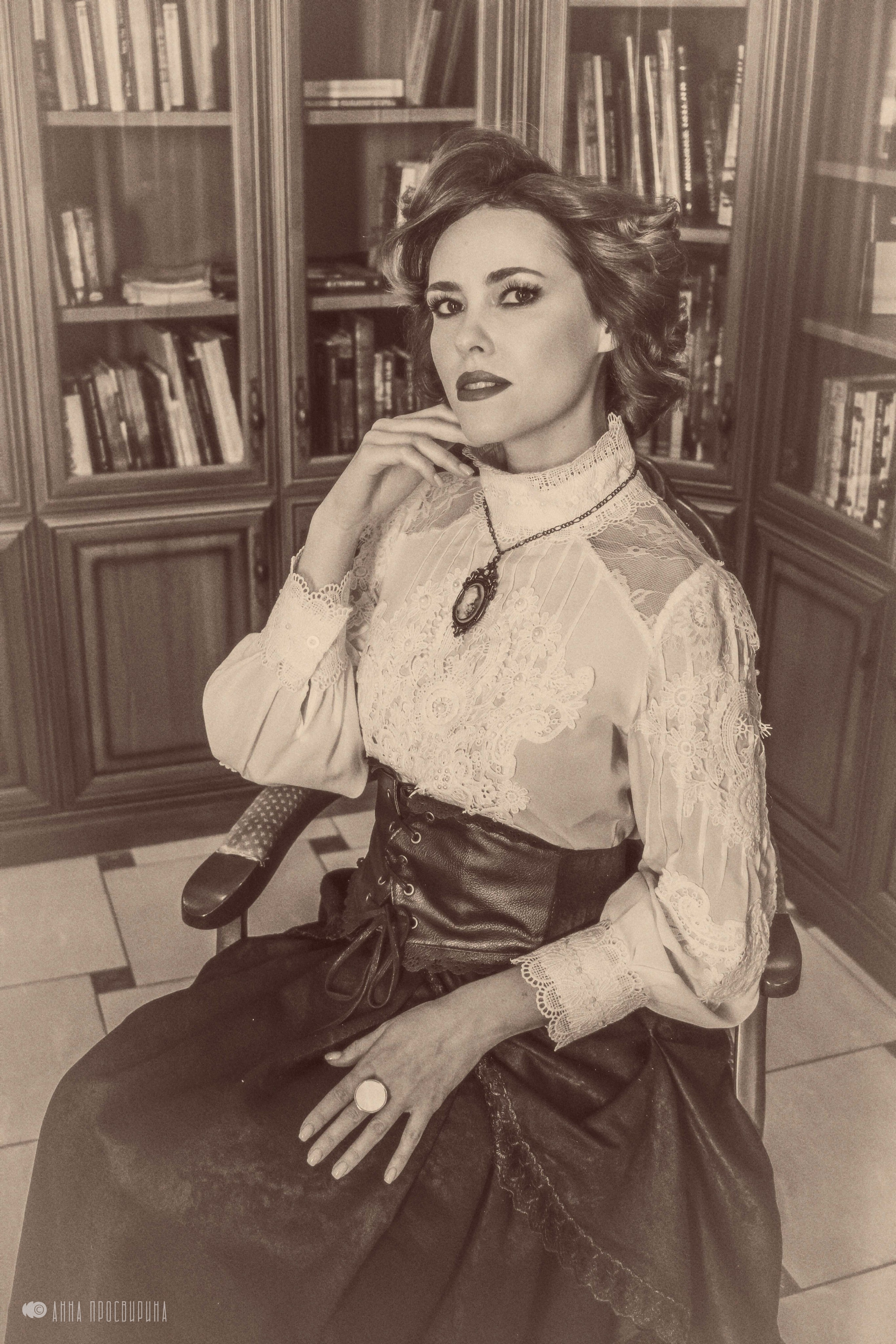 Тематическая фотосессия в библиотеке. Ваш фотограф в Санкт-Петербурге Анна Просвирина