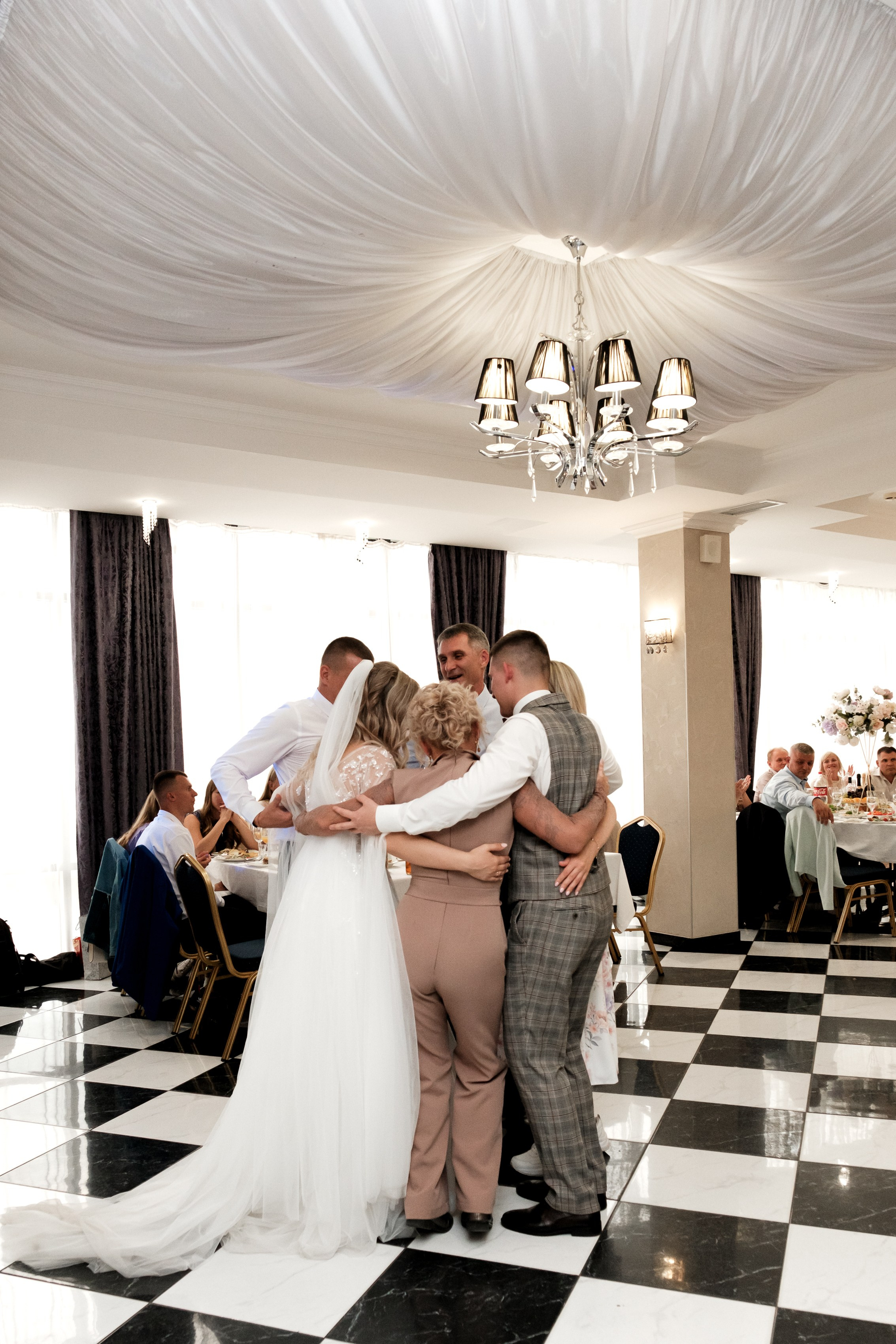 Свадебная фотосессия Волгоград. Свадебный и семейный фотограф в Волгограде Кристина Иванова