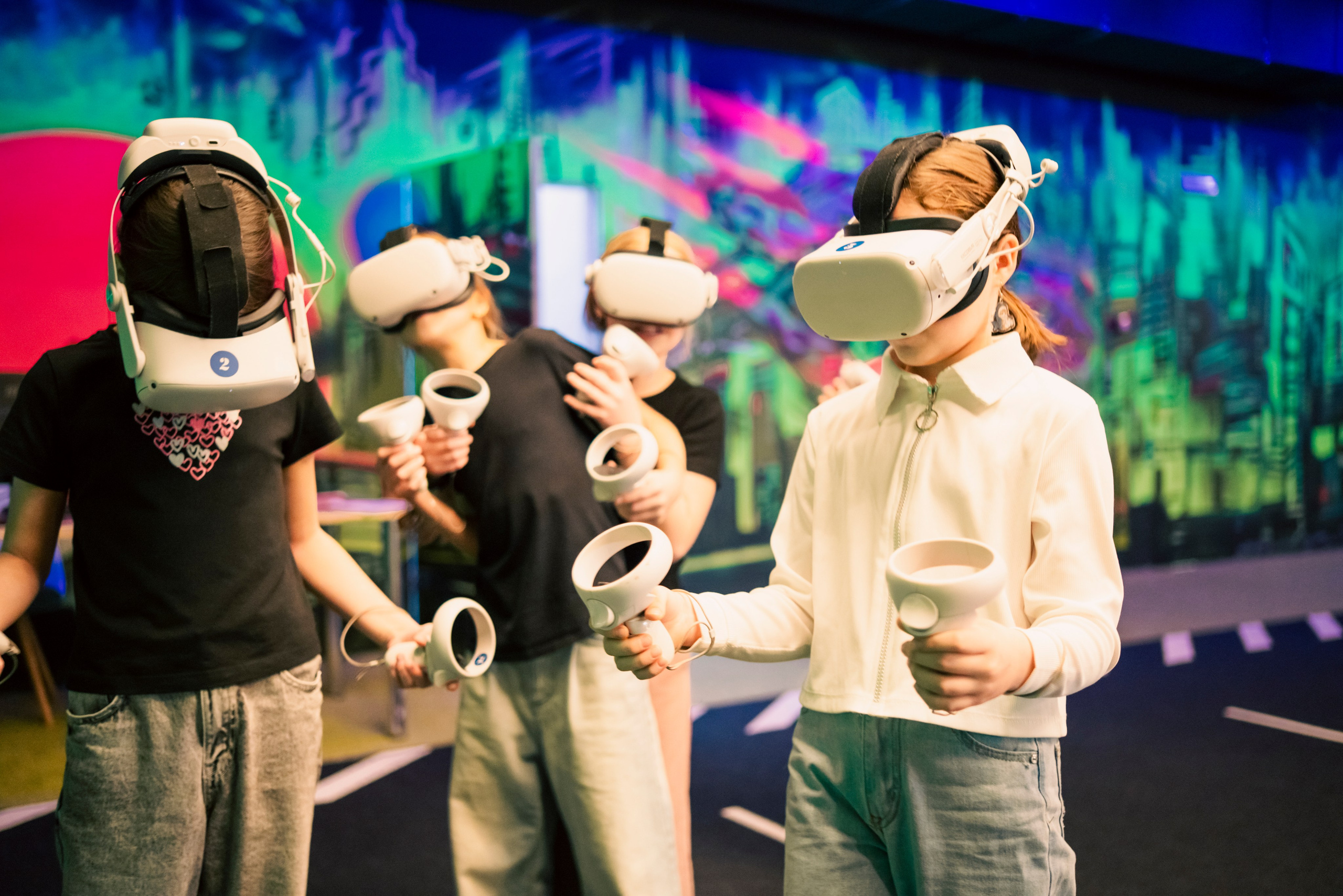 VR (September-October 2024). Felixtones