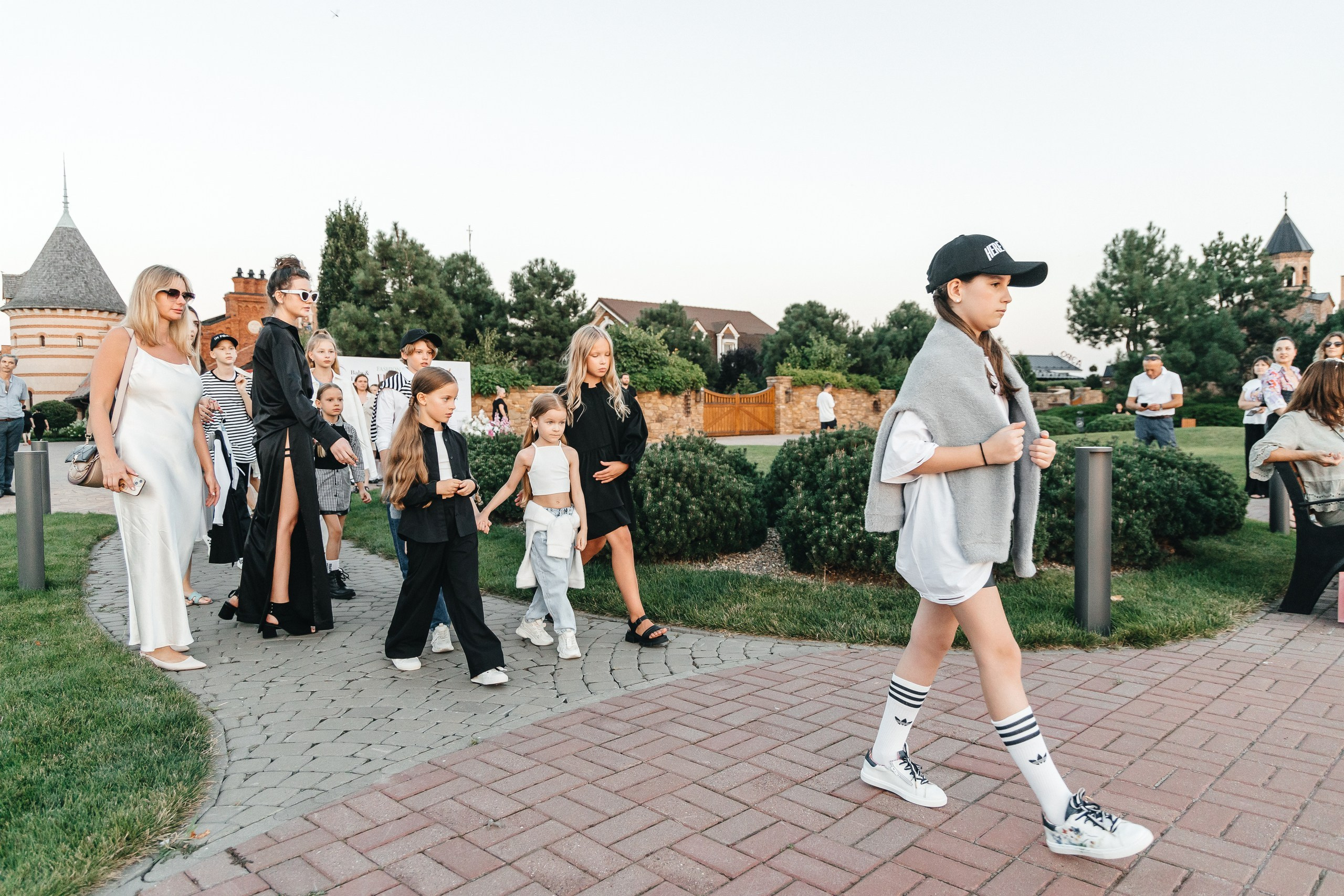 FASION PROJECT — VESHALKⱯ KIDS. Свадебный и репортажный фотограф в Ростове-на-Дону Павел Кислов