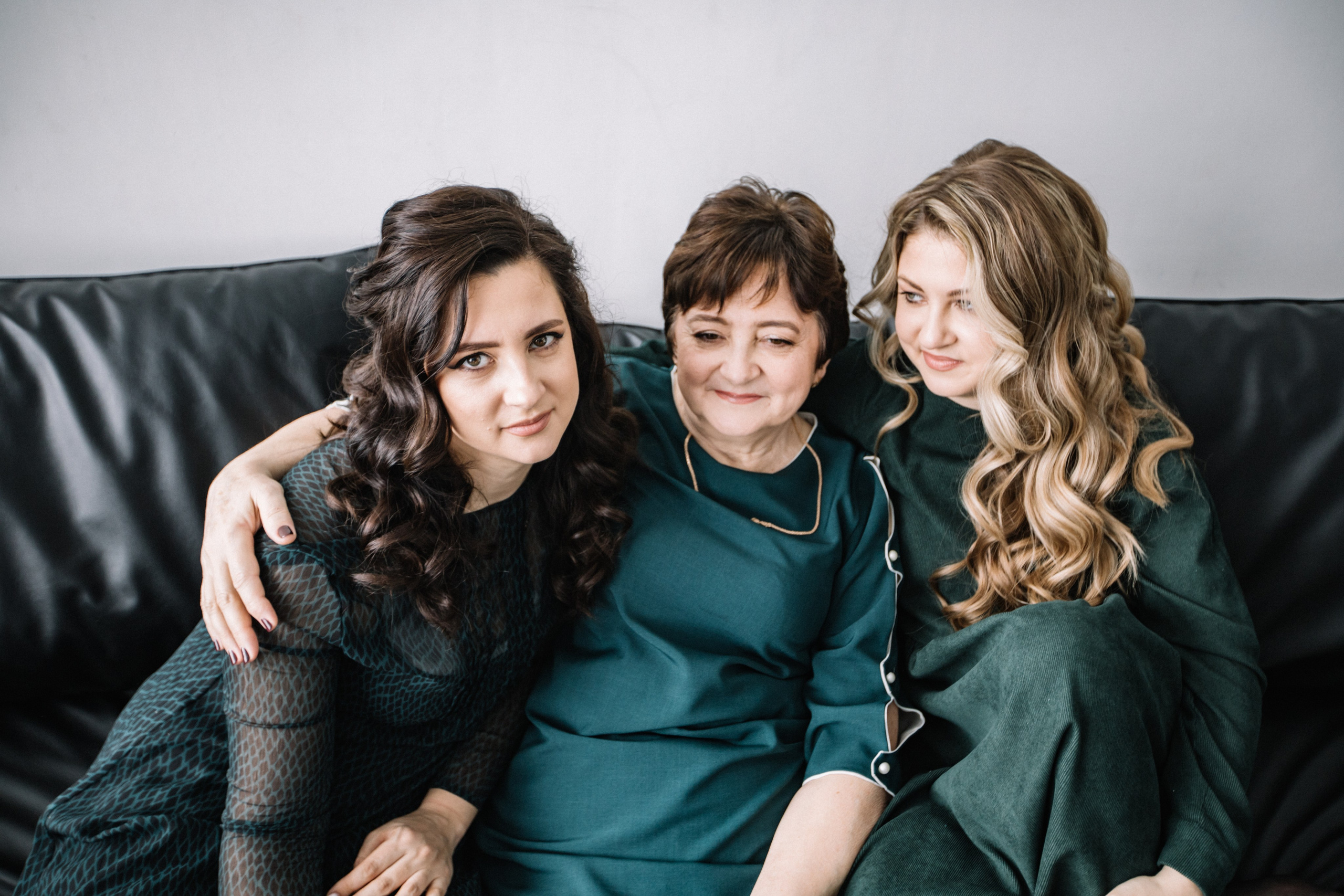 Настя, Маша и Мама. Главная