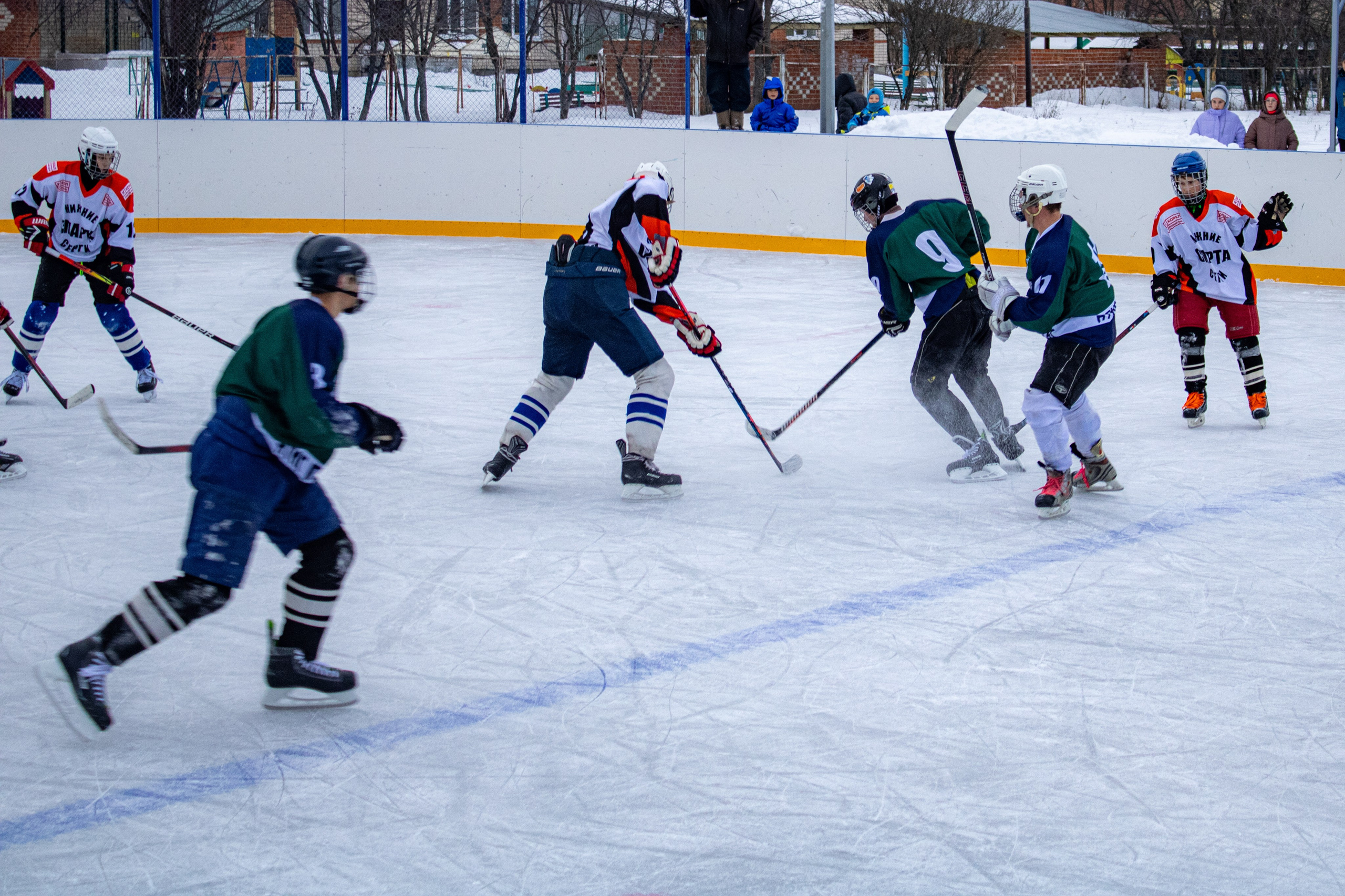 Хоккей г.п Атиг-г.Нижние Серги