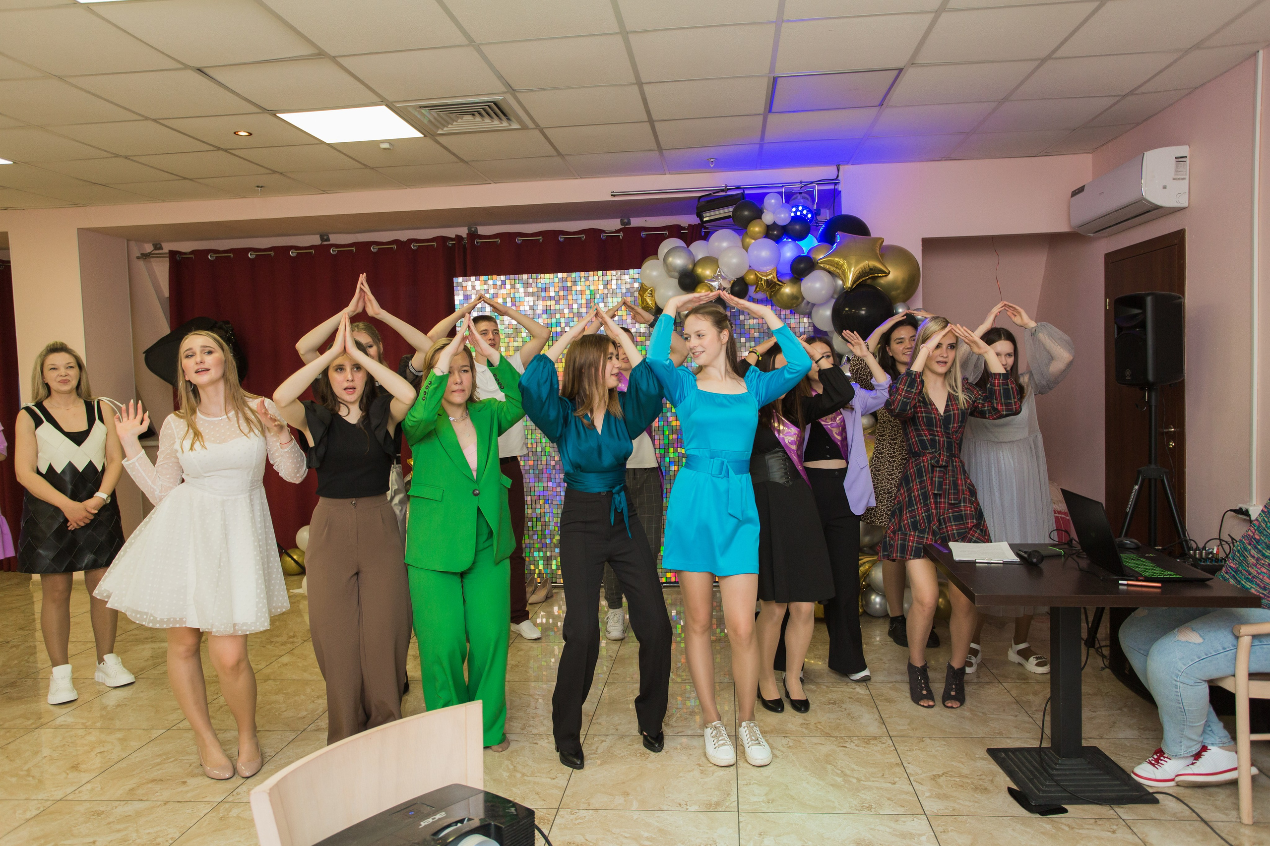 Выпускные старшая школа. Фотограф Южно-Сахалинск