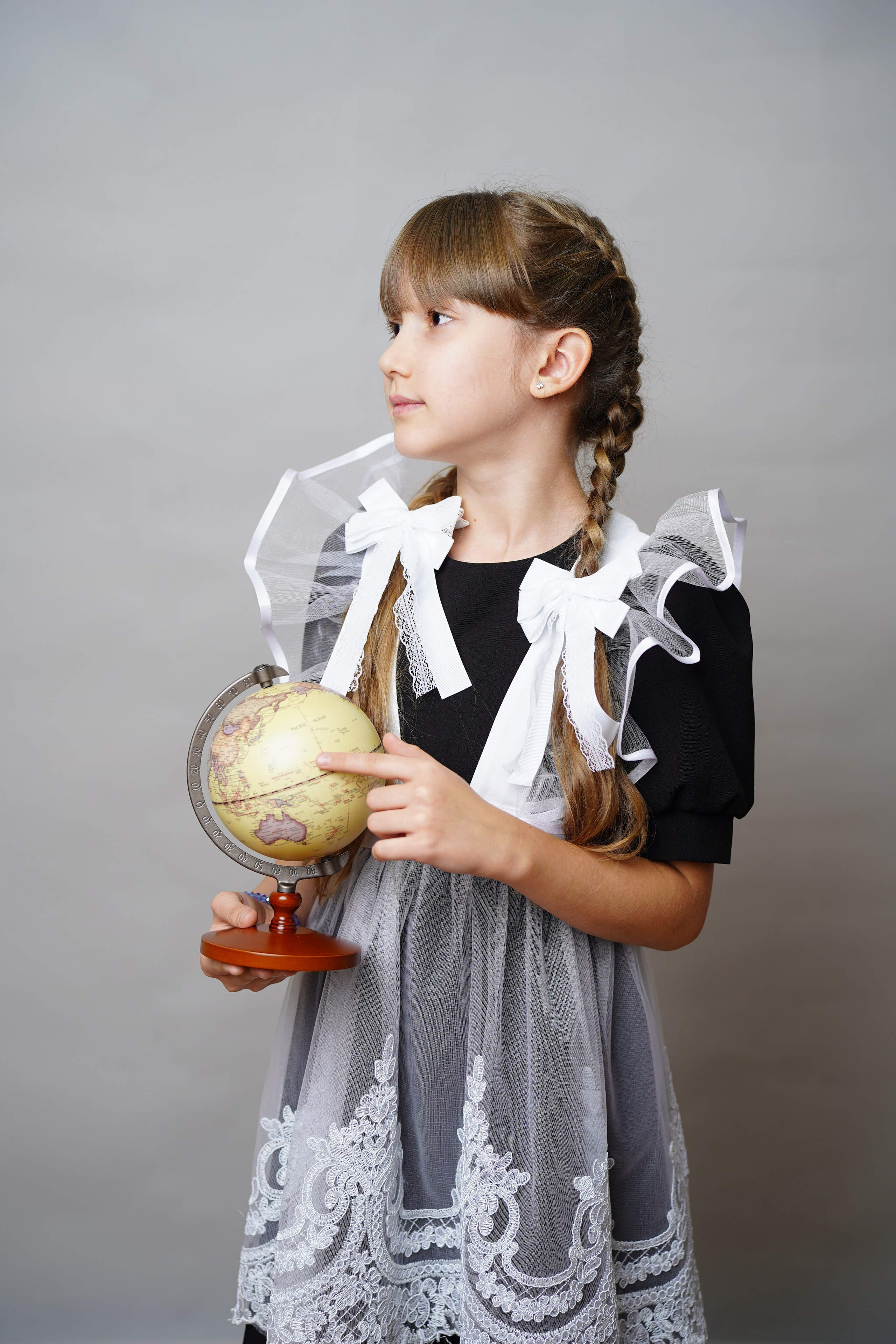 серый классика