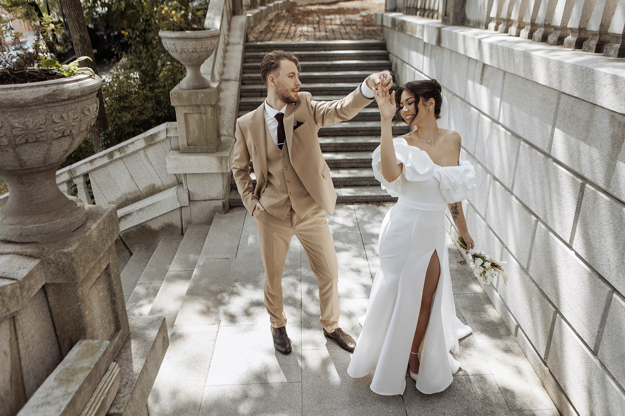 Саша и Вика 5.09.25. Свадебный фотограф Владивосток Алина Гевондова