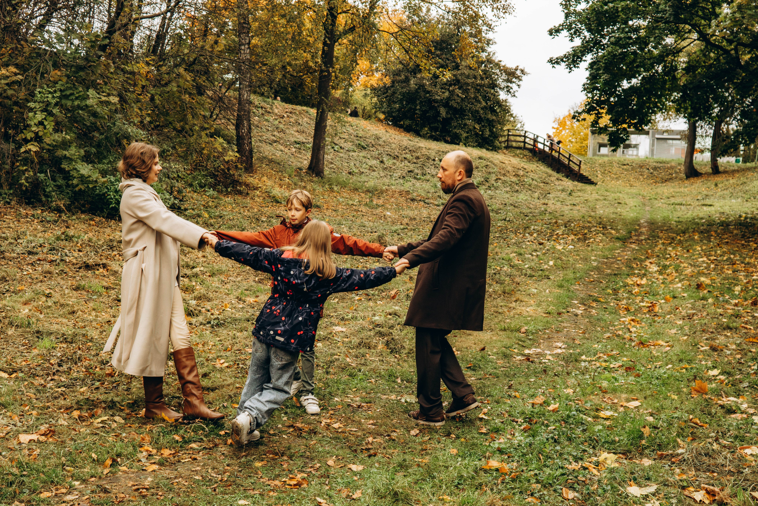 Осенняя семейная съемка в парке Царицыно. Фотограф Москва Валерия Веденина