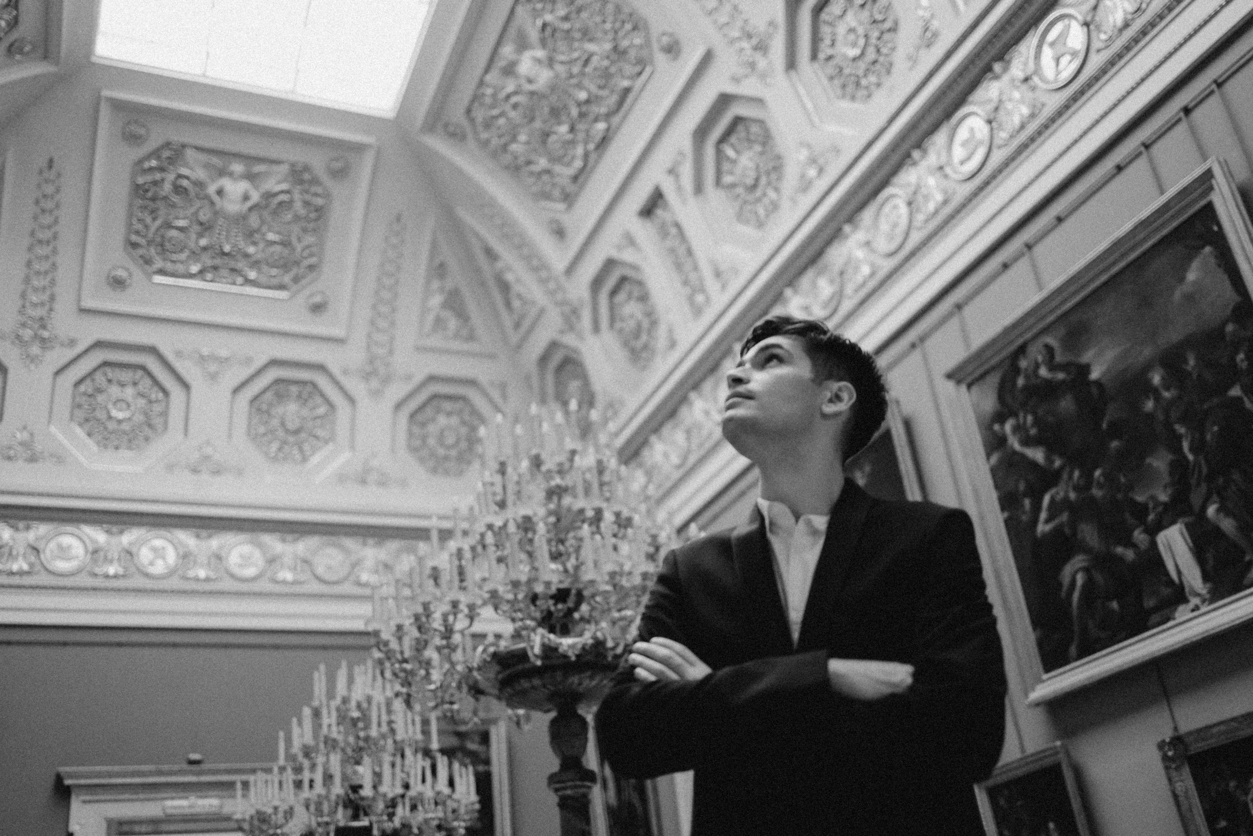 Гриша и Саша Эрмитаж. Семейный свадебный фотограф Семен Егоров