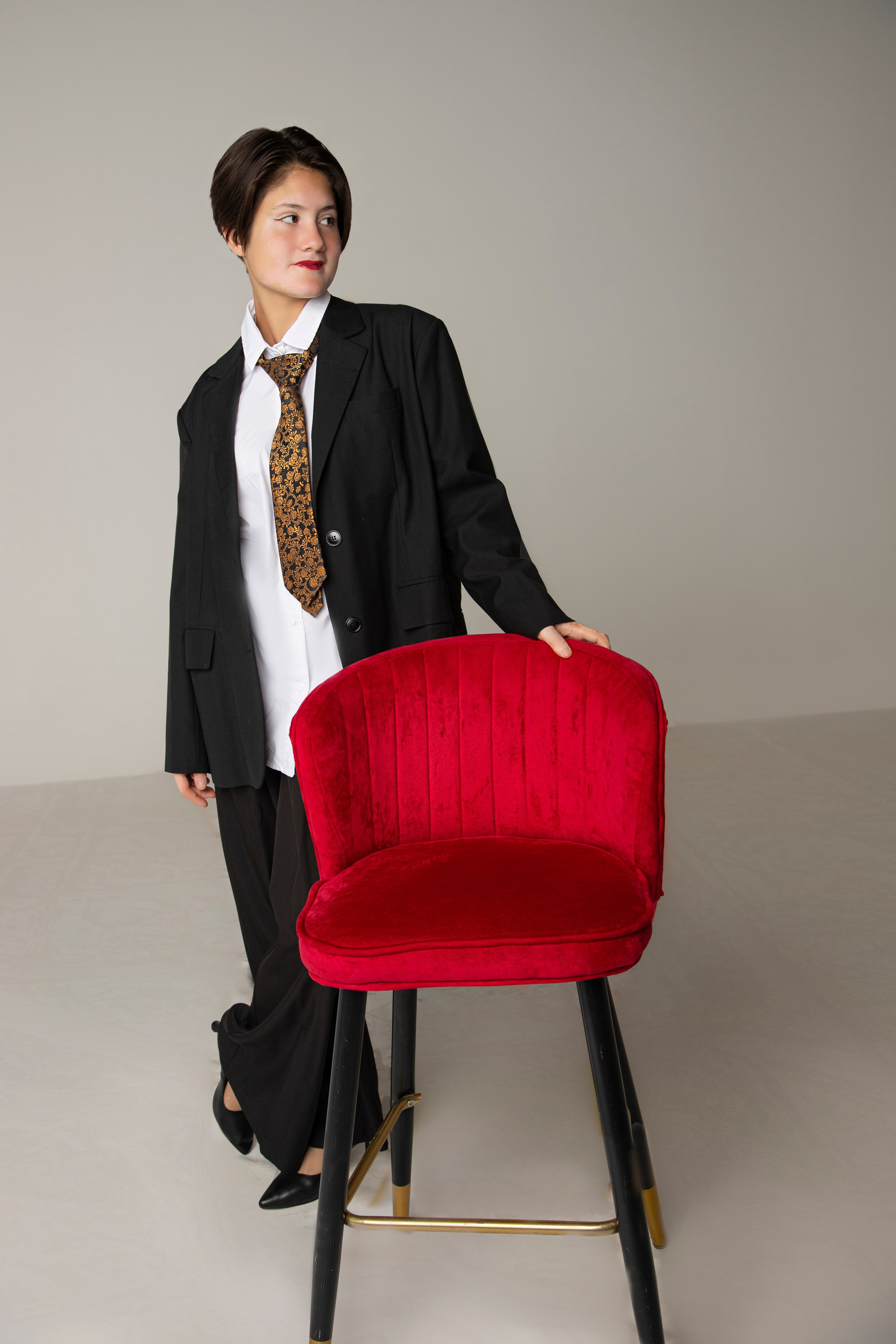 Съемка с красным роялем. Индивидуальные и семейные съемки в Москве. Портретный фотограф Наталья Олейник