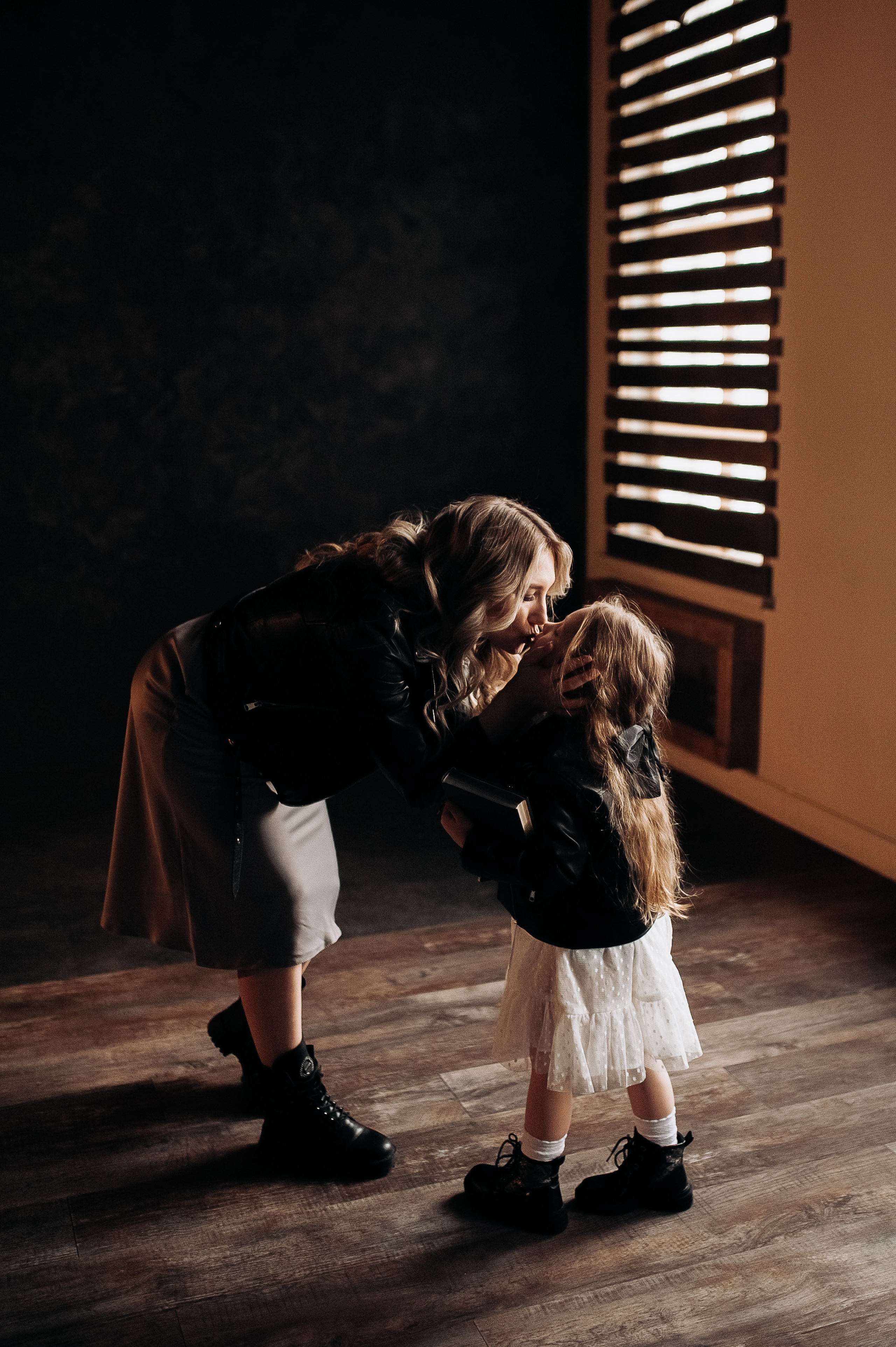 Лена и Алина. Студия. Главная