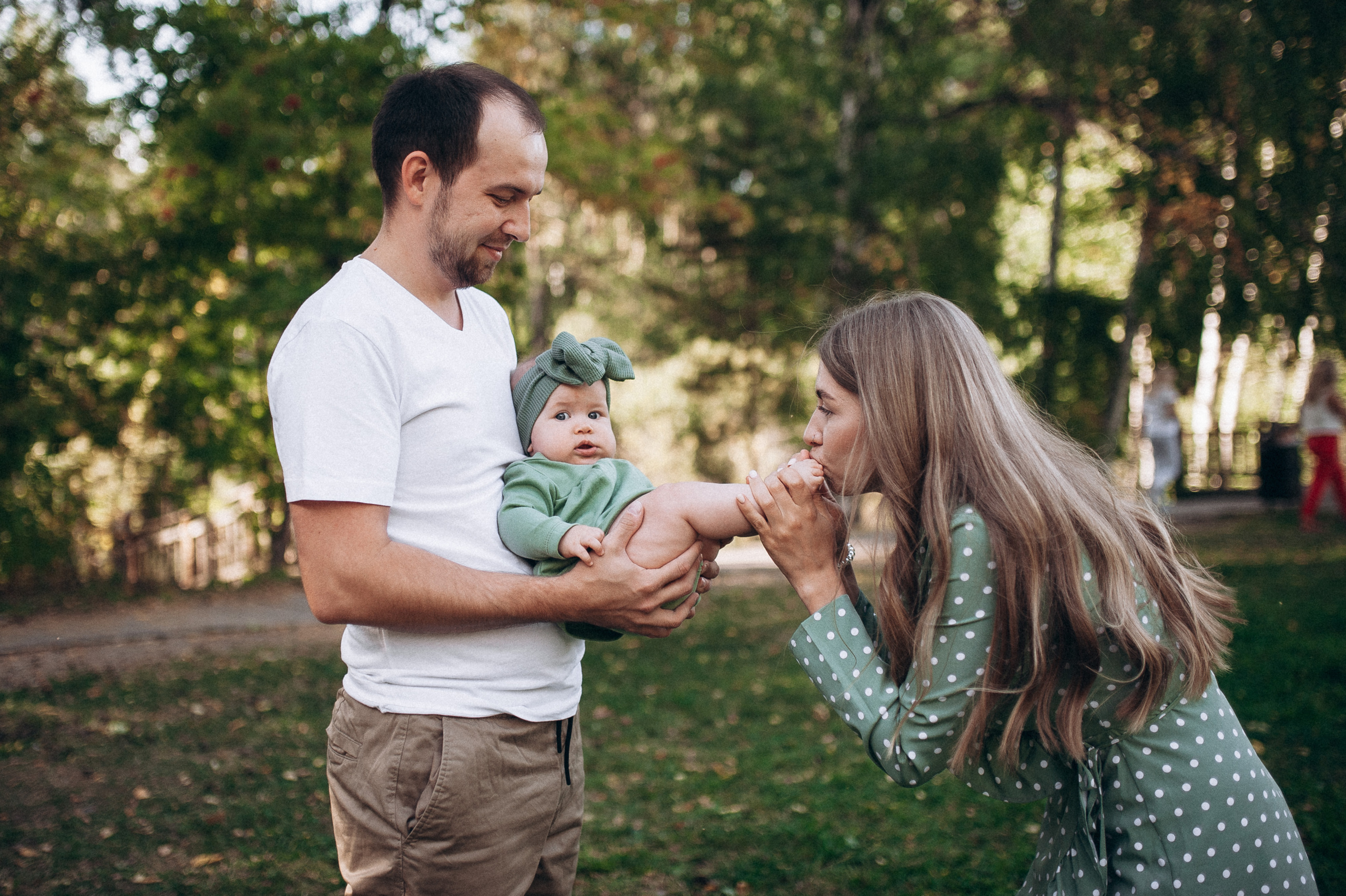 Сергей, Рита и Тоня. Прогулка. Главная