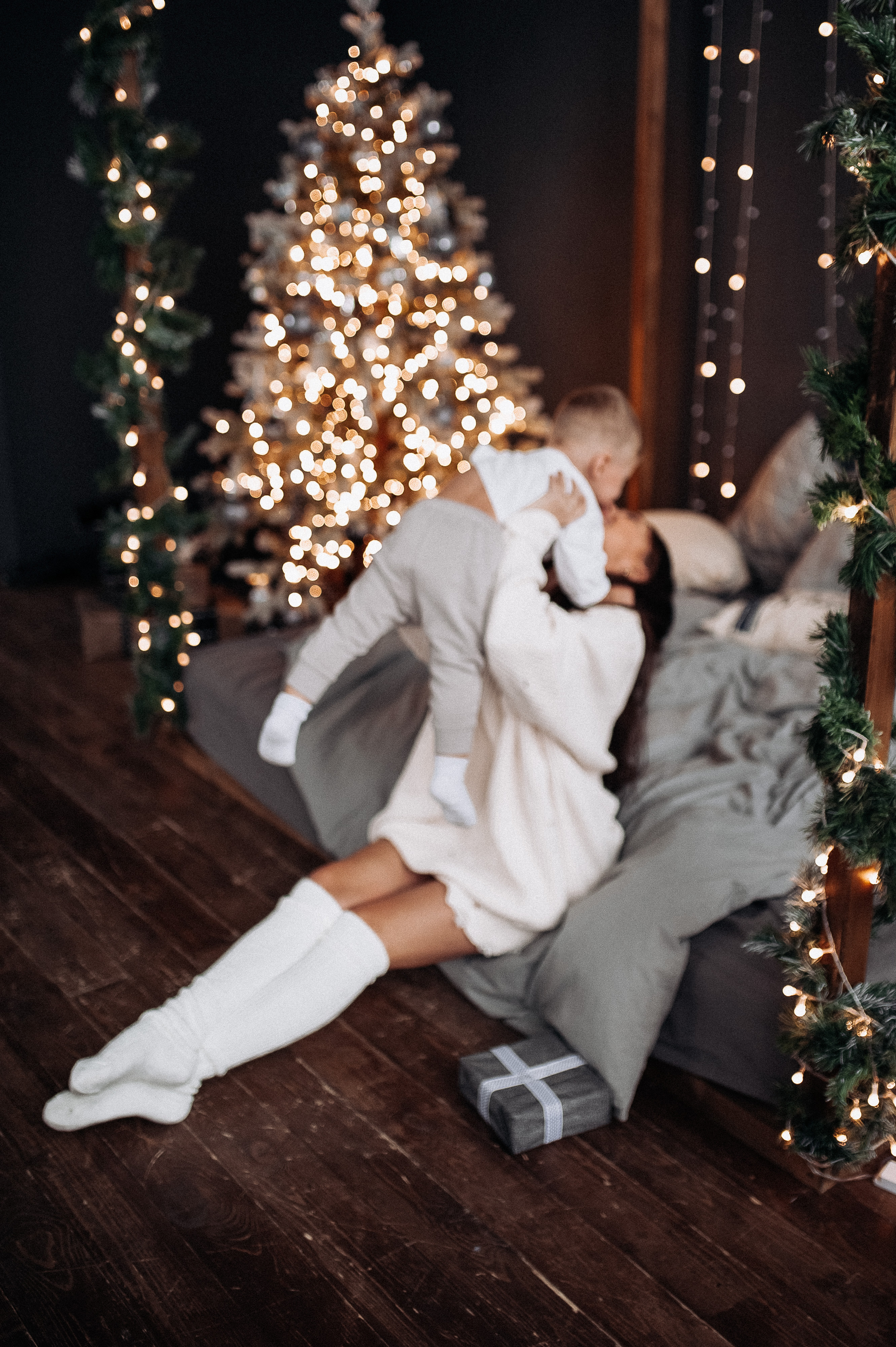 Вика и Матвей. Новогодняя. Главная