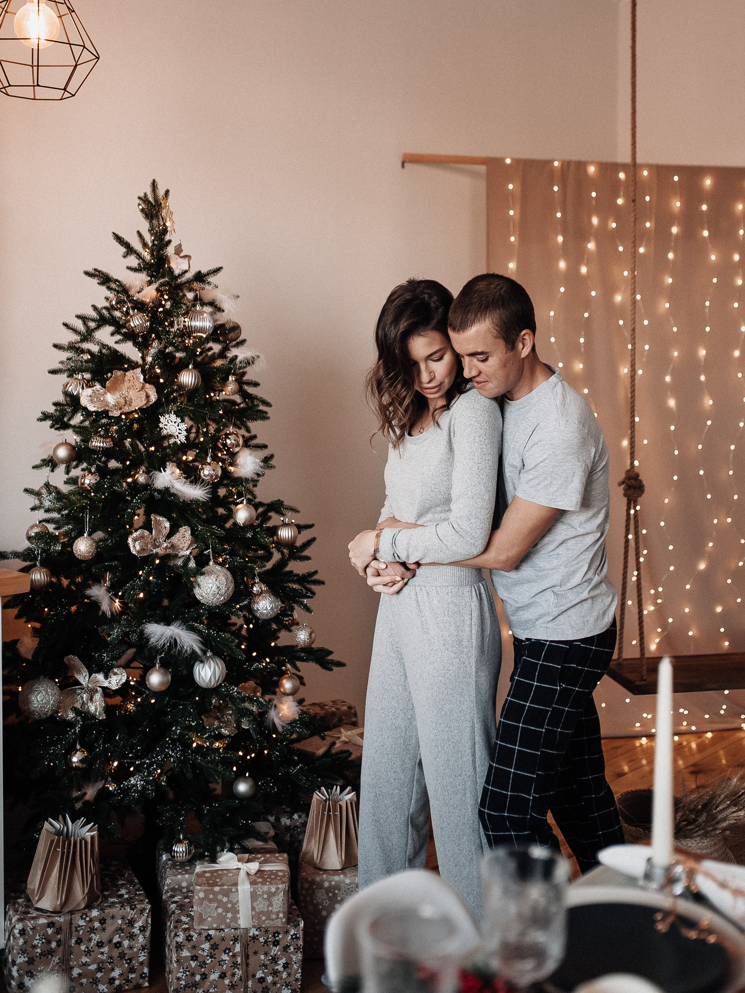 Денис, Таня, Женя и Никита. Новогодняя. Главная