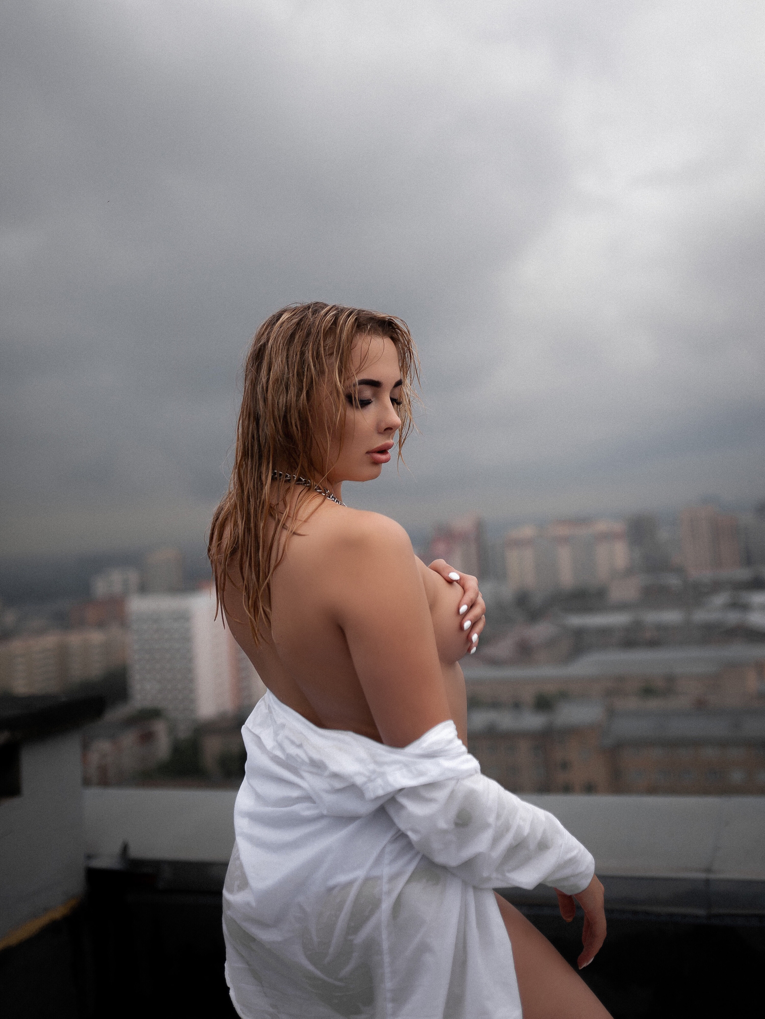 Вика. Съёмка на крыше. Главная