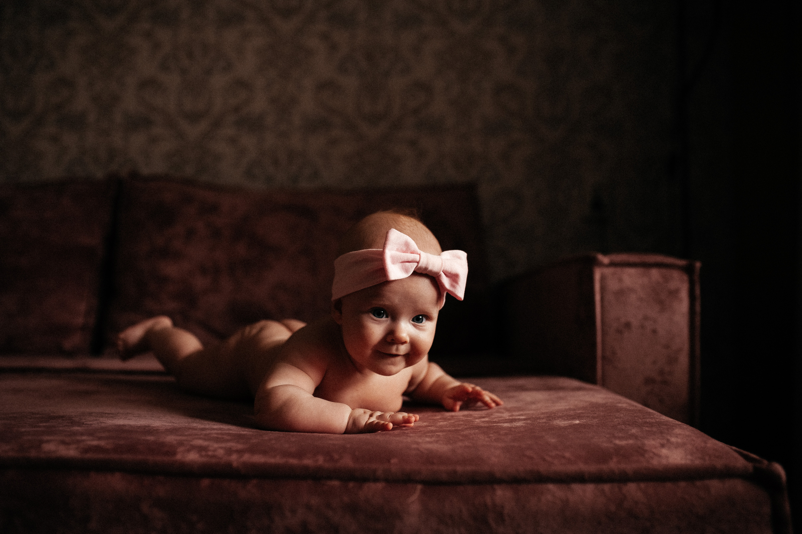 В маминых объятьях. Главная