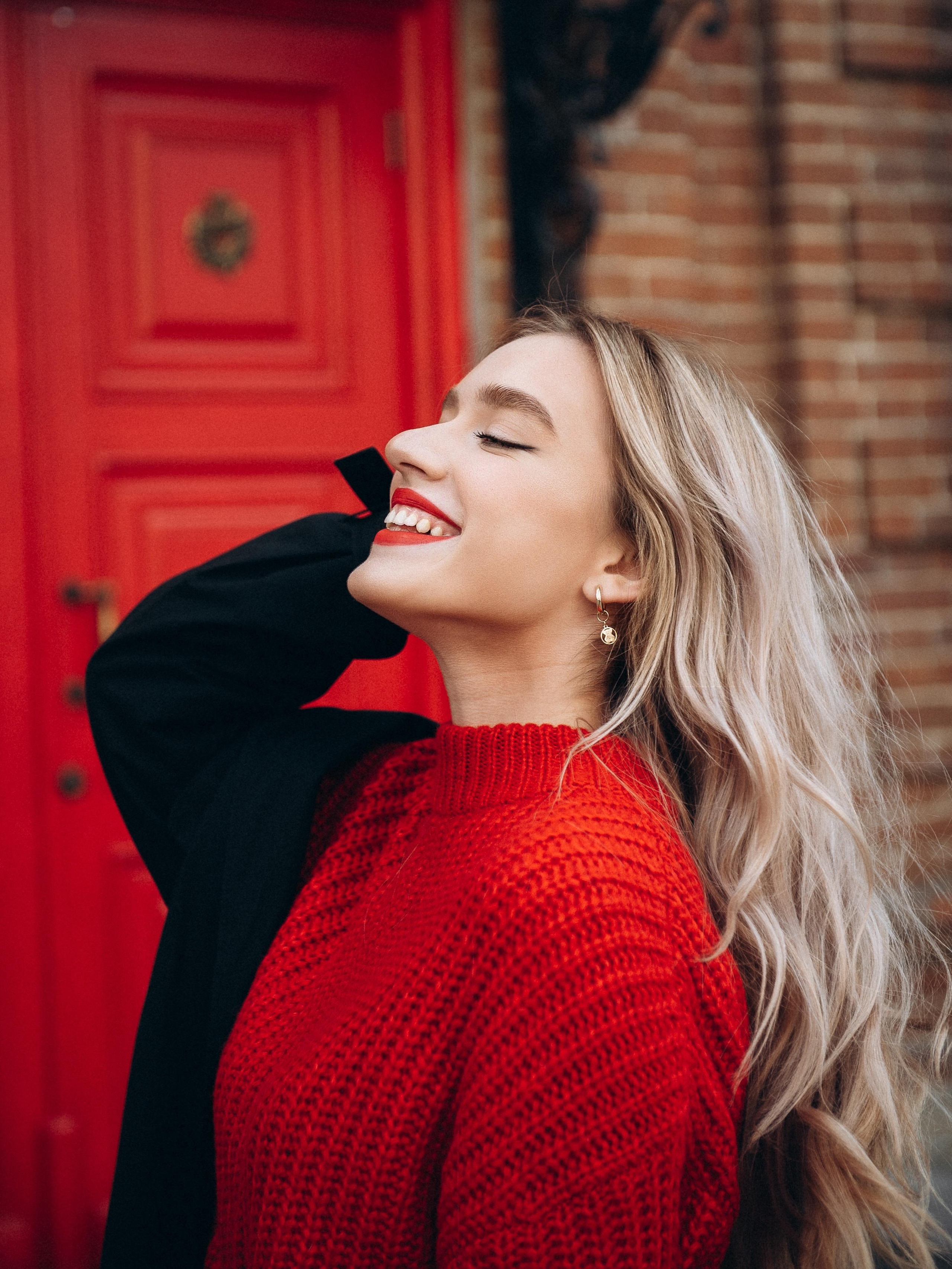 Алина. Осенний стрит. Главная